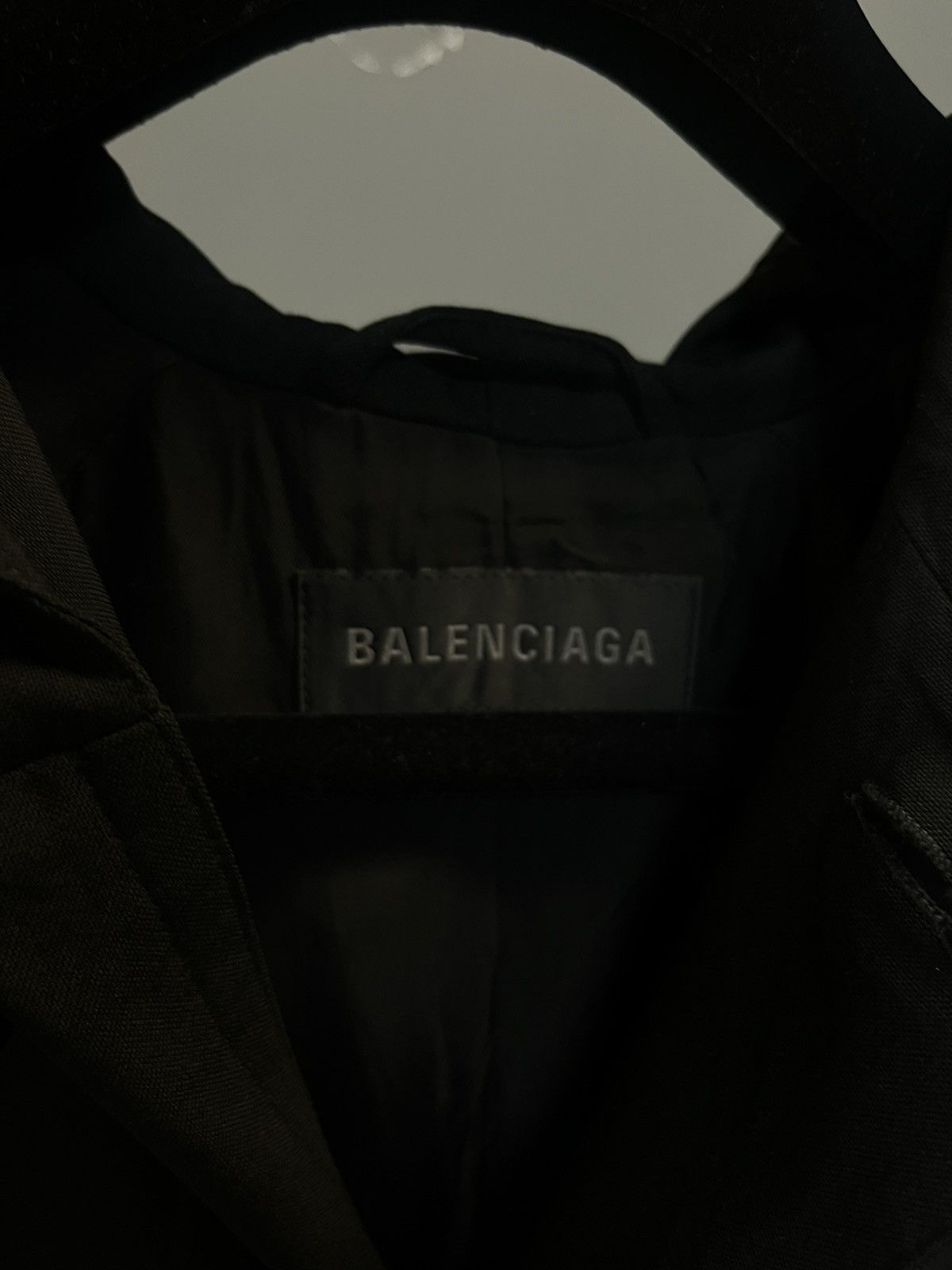 Balenciaga BALENCIAGA SUMMER 24 LA SHOW RAGLAN HOODED COAT Size US L / EU 52-54 / 3 - 5 Thumbnail