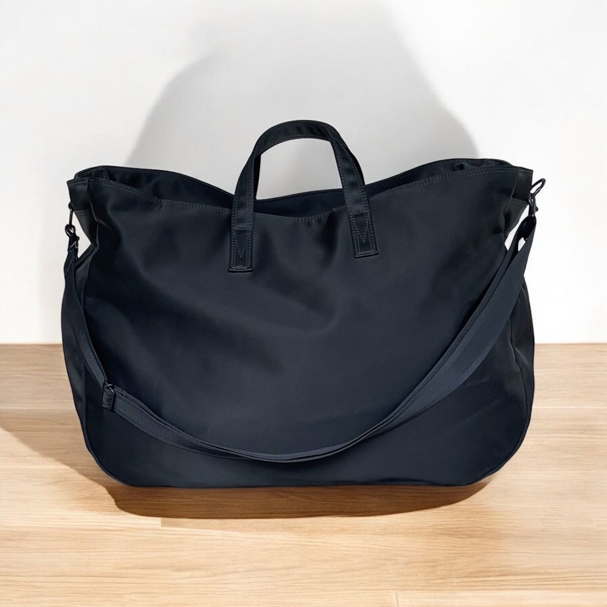 Japanese Brand × Yohji Yamamoto Y’Saccs Big Black Nylon Travel Bags Size ONE SIZE - 1 Thumbnail