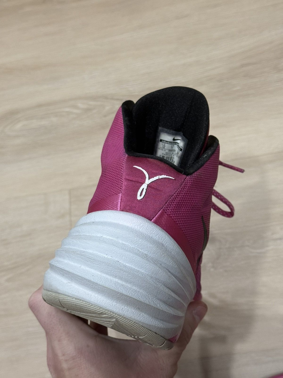 Nike Nike Hyperdunk 2013 Pink Breast Cancer Awareness Size US 12 / EU 45 - 14 Thumbnail