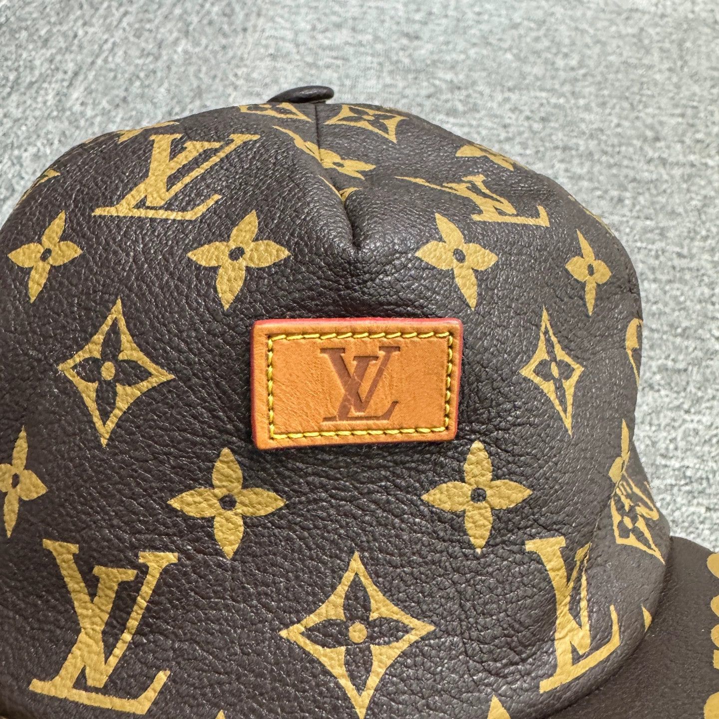 Louis Vuitton Louis Vuitton x Supreme Monogram Baseball Cap Size ONE SIZE - 2 Thumbnail