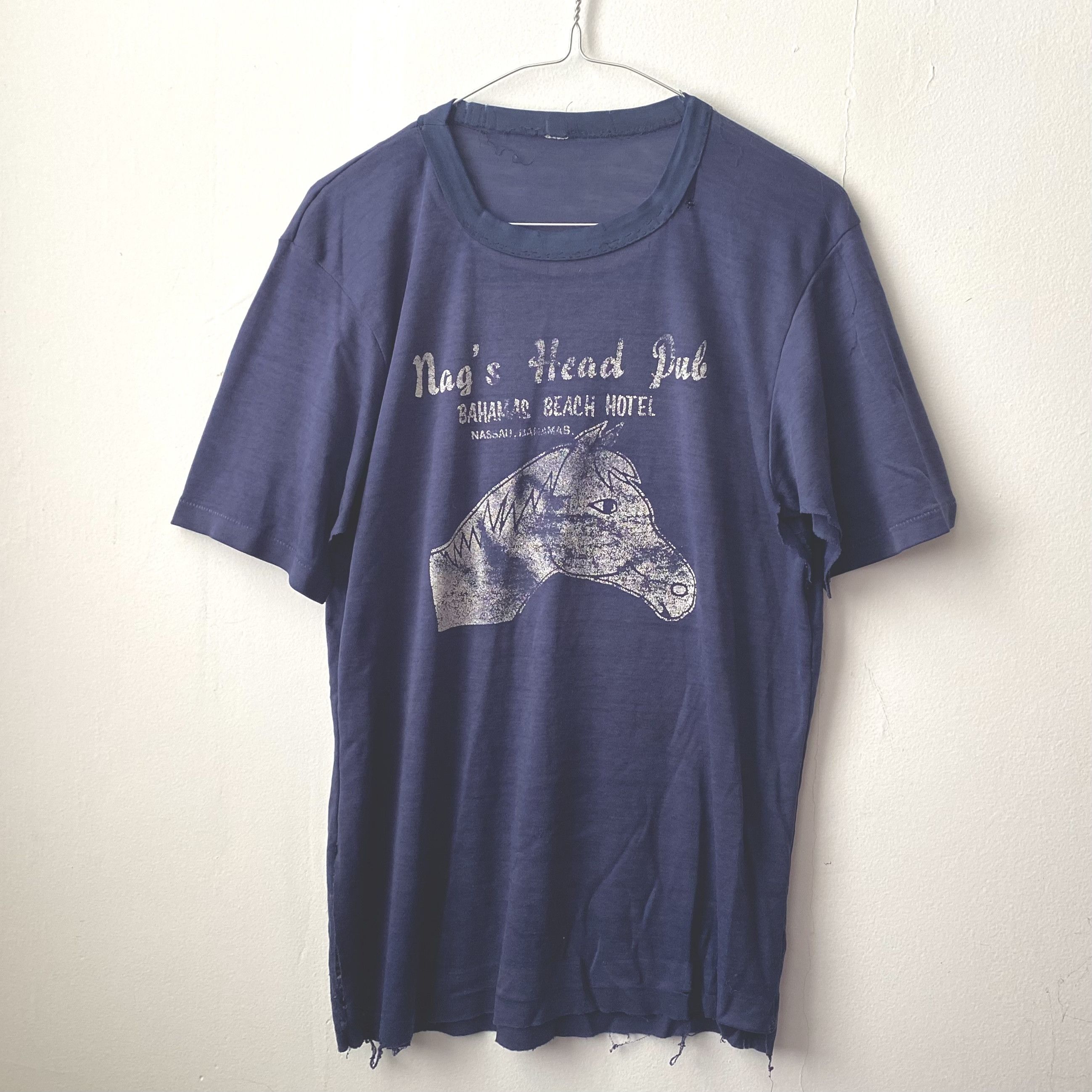 Other threadbare, thrashed vintage 70s t-shirt Size US M / EU 48-50 / 2 - 1 Thumbnail