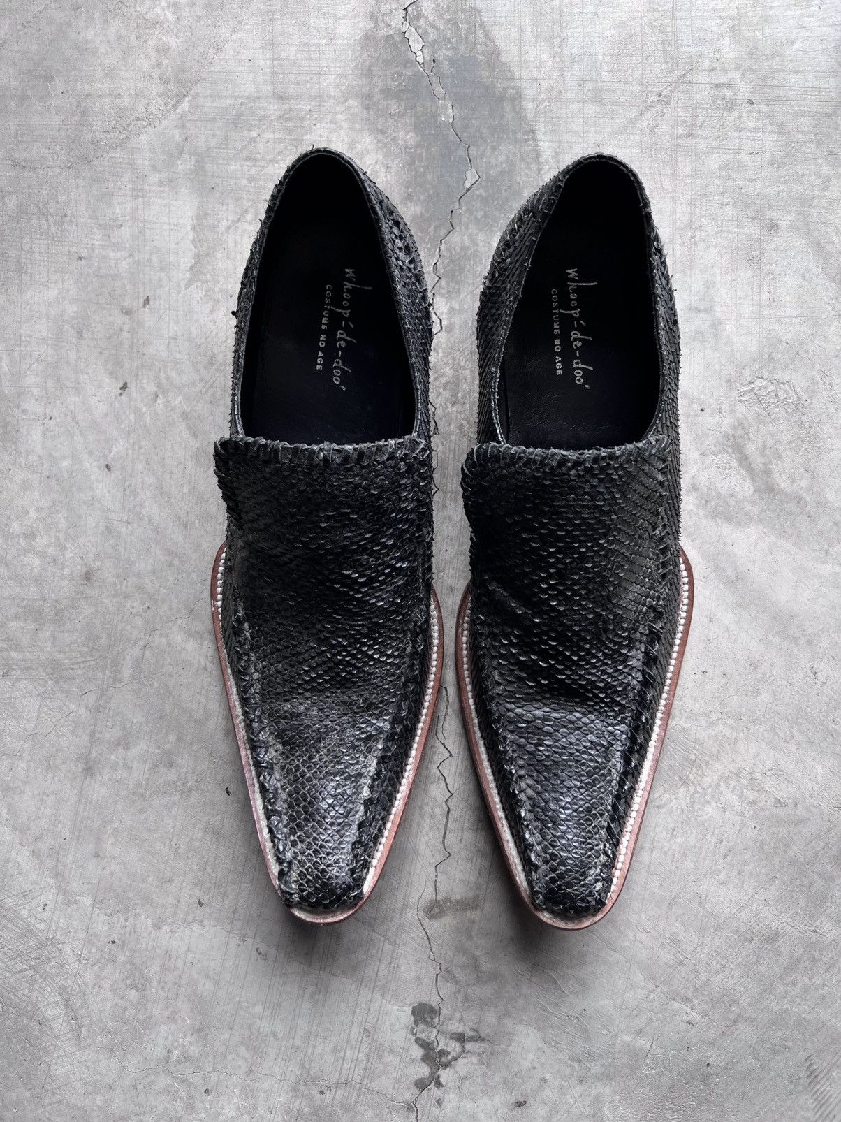 WHOOP-DE-DOO Tokyo Handcrafted Premium Leather Shoes
