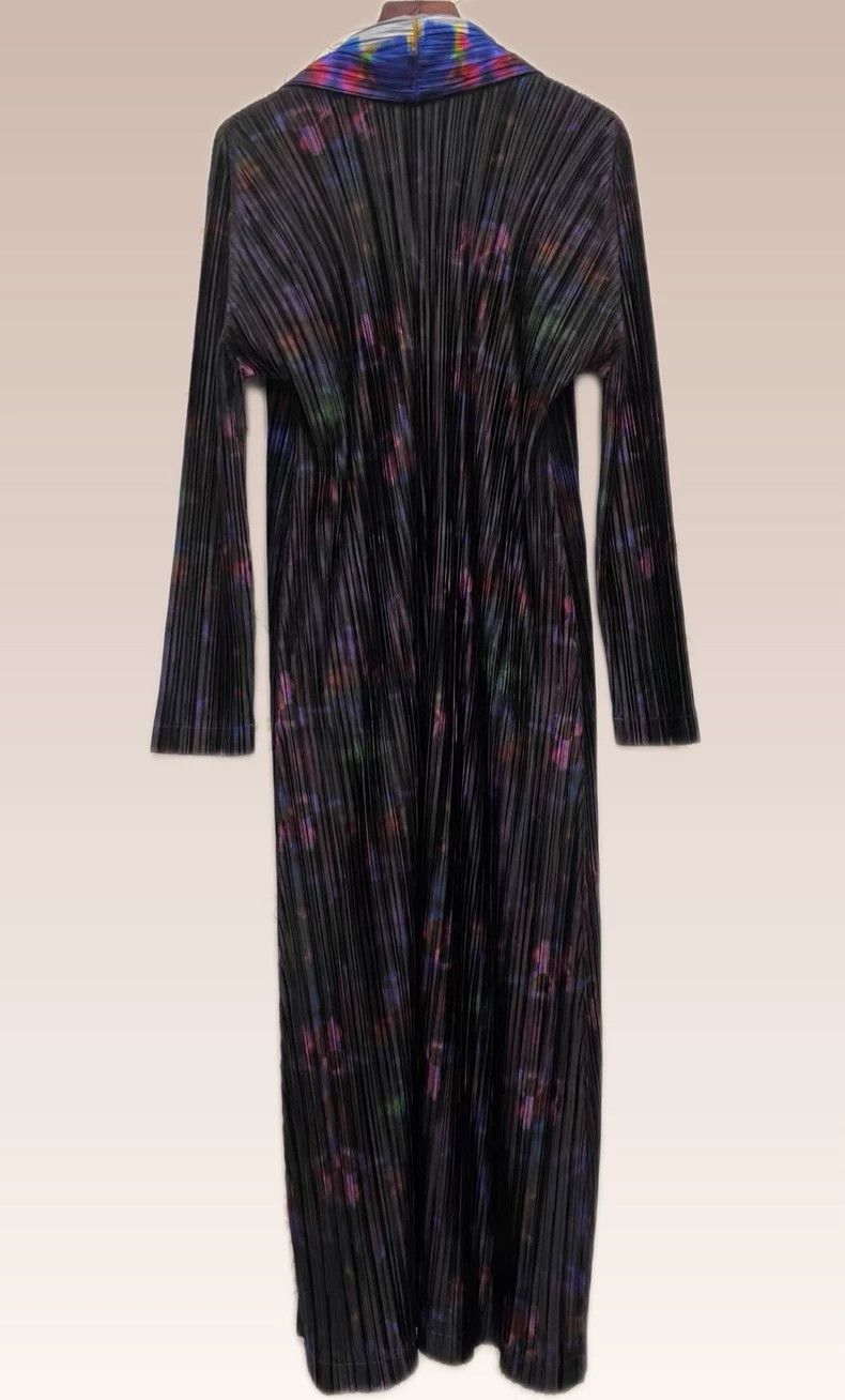 Issey Miyake Issey Miyake size:5 Black base rainbow gradient pleated co Size XS / US 0-2 / IT 36-38 - 3 Thumbnail