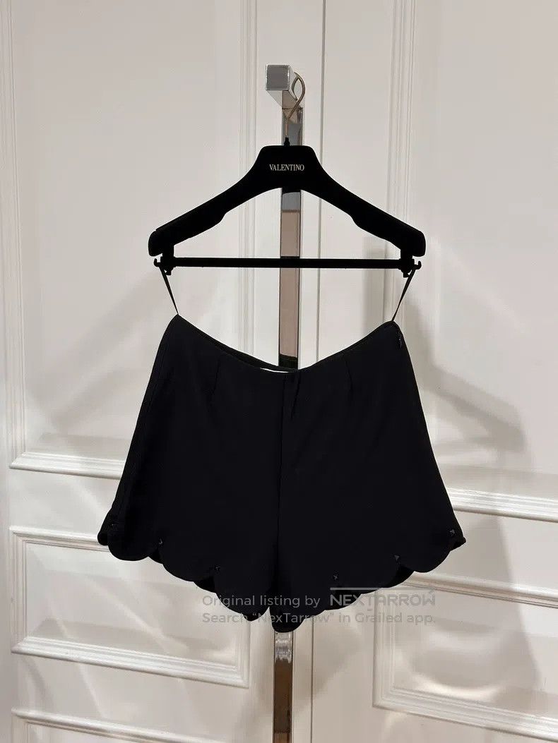 Valentino Valentino Women's wavy hem skirt Size XXS / US 00 / IT 34 - 1 Thumbnail