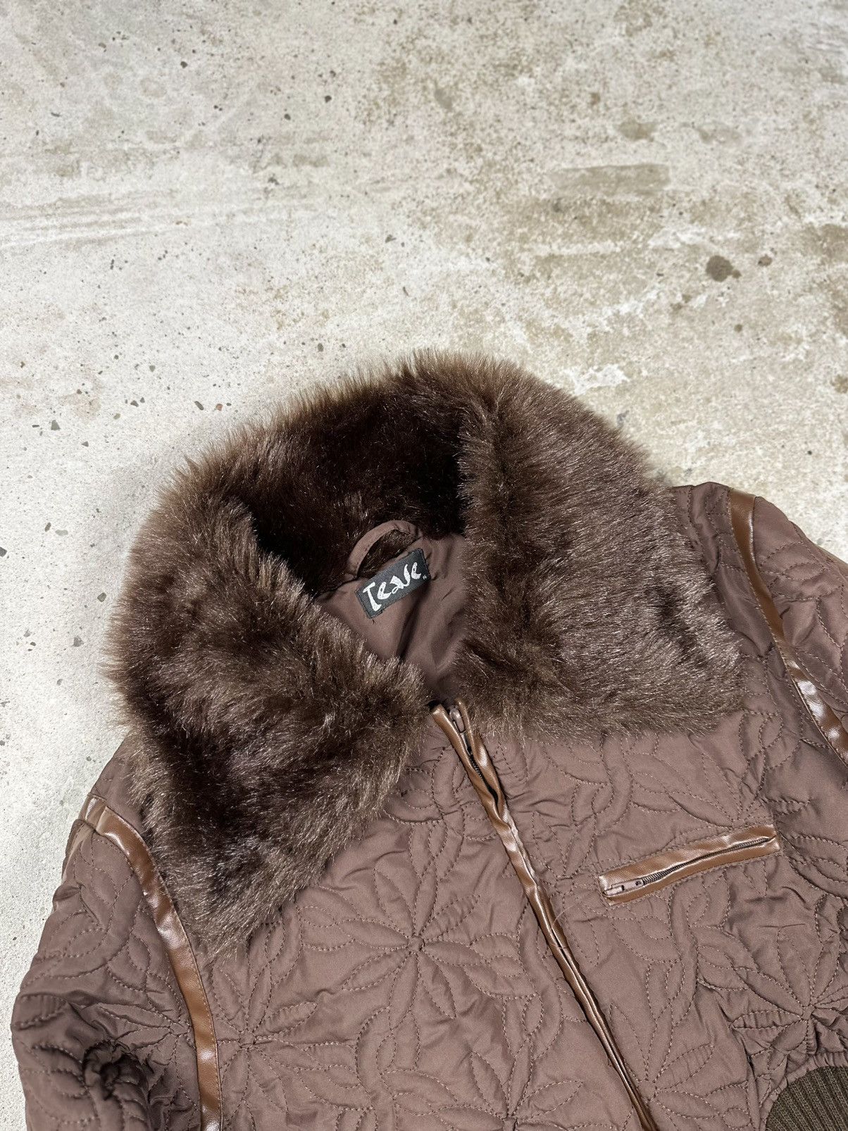 If Six Was Nine × Japanese Brand × Le Grande Bleu (L.G.B.) Vintage Y2K Faux Fur Brown Collar Bomber Jacket Size US XS / EU 42 / 0 - 5 Thumbnail