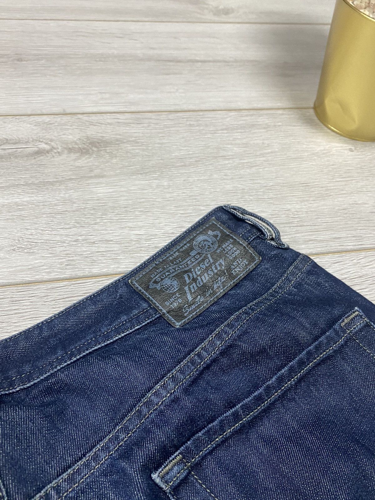 Diesel Diesel dragon 🐉 vintage Japanese big logo dots jeans Size US 34 / EU 50 - 4 Thumbnail