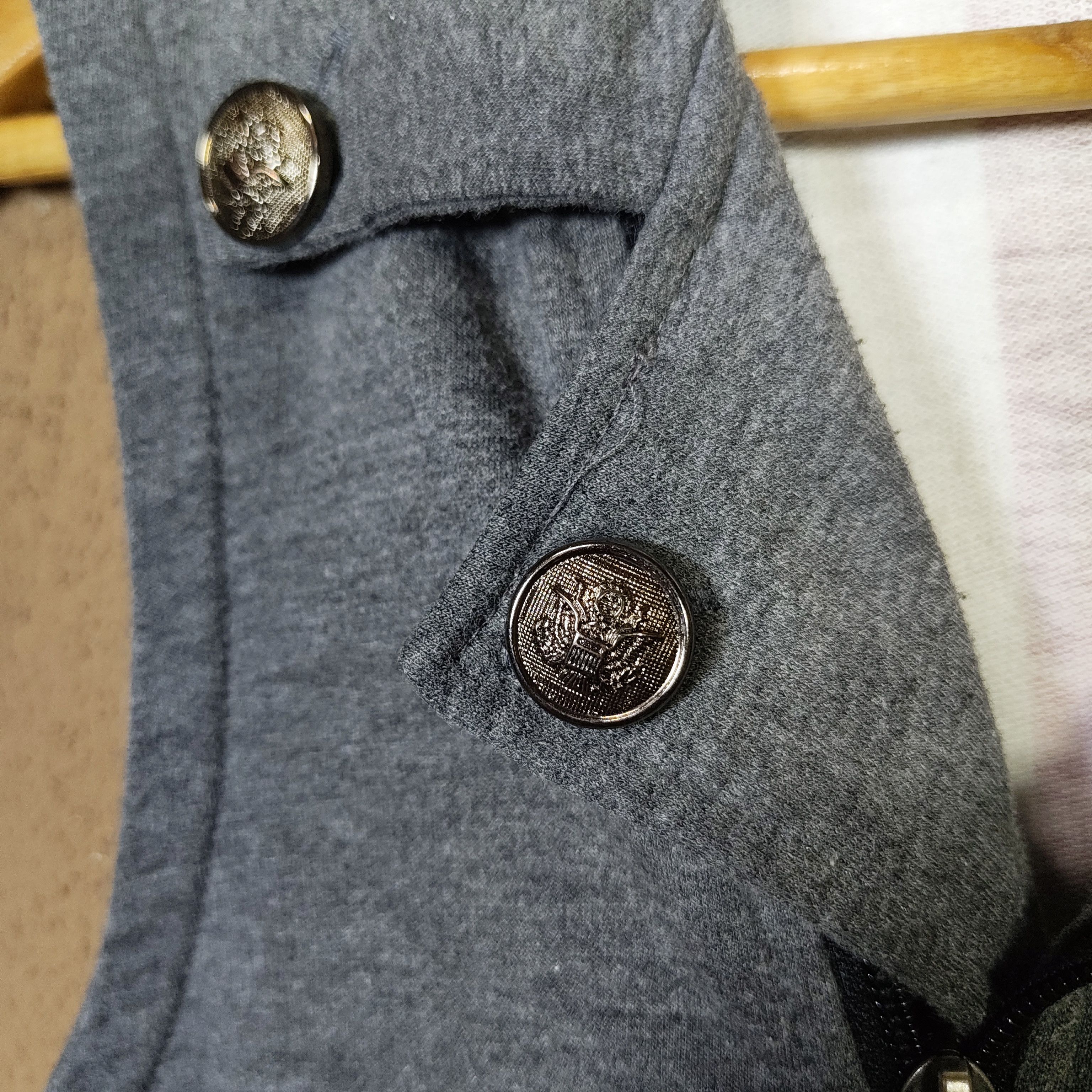 Japanese Brand Y2K Punk Style Asymmetrical Zip Vest Size US XS / EU 42 / 0 - 4 Thumbnail