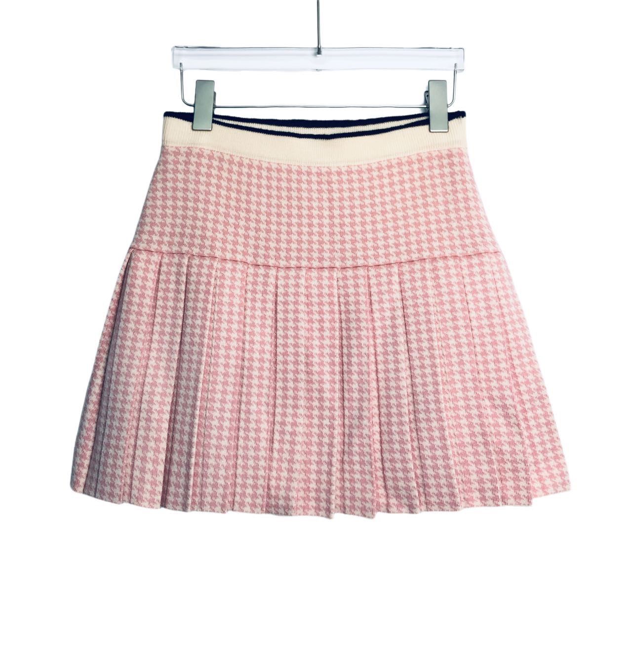 Miu Miu Miu Miu Knitted Wool Casual Pleated Skirt K26WX Size 27" / US 4 / IT 40 - 1 Thumbnail