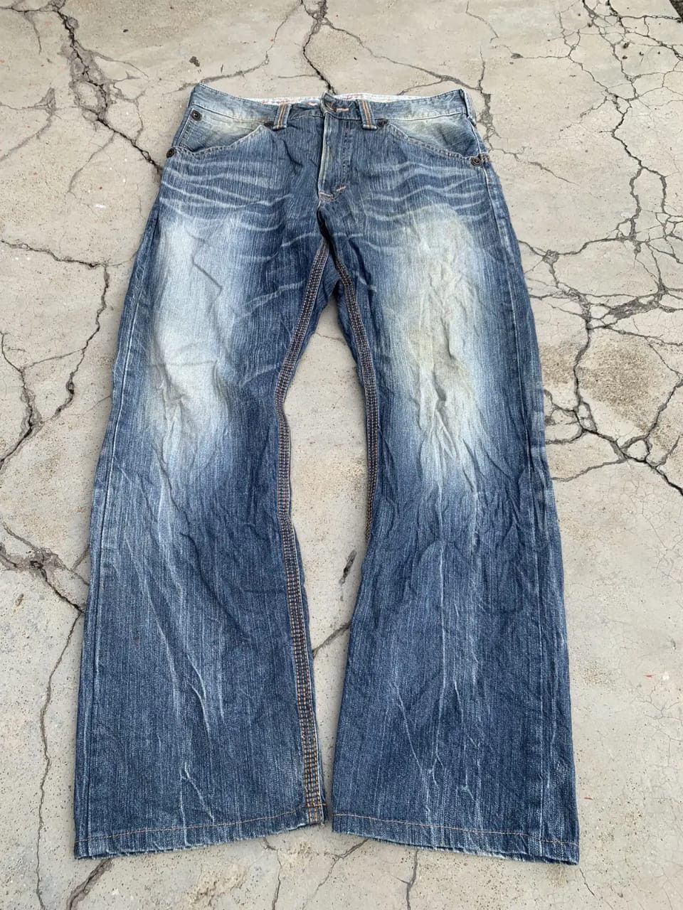 Edwin Vintage Edwin buckle back fade mud wash. Size US 33 - 1 Thumbnail