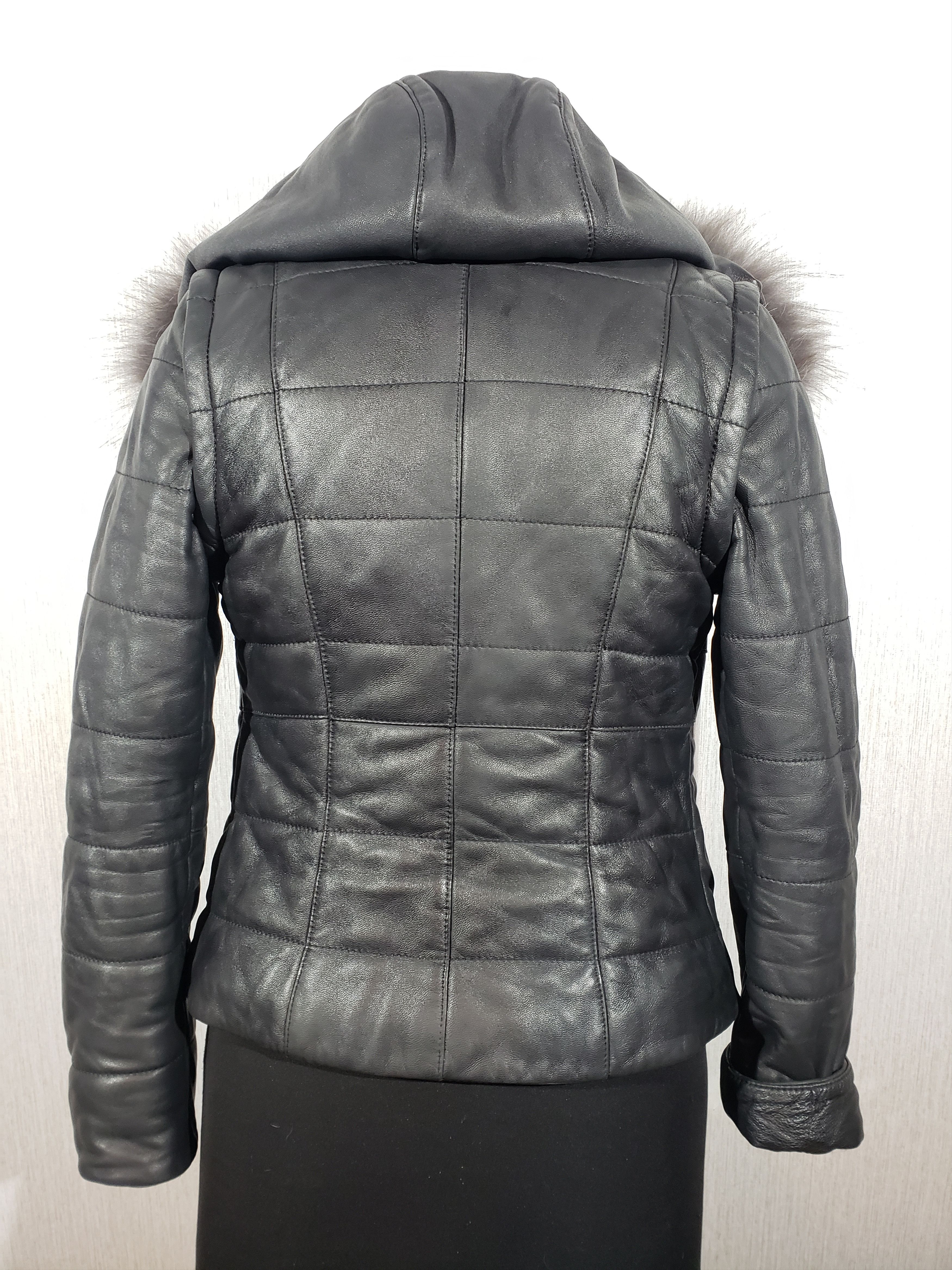 Uniqlo Black women's leather jacket with a hood. Size M / US 6-8 / IT 42-44 - 4 Thumbnail