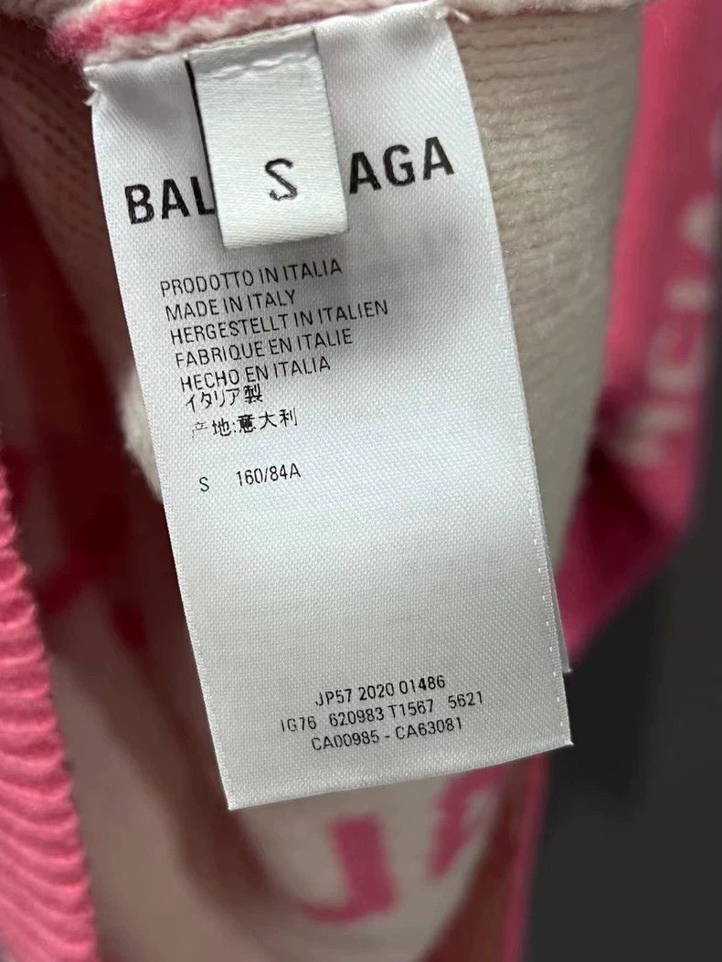 Balenciaga Balenciaga Bullet screen full of Logo sweater Size US S / EU 44-46 / 1 - 4 Thumbnail