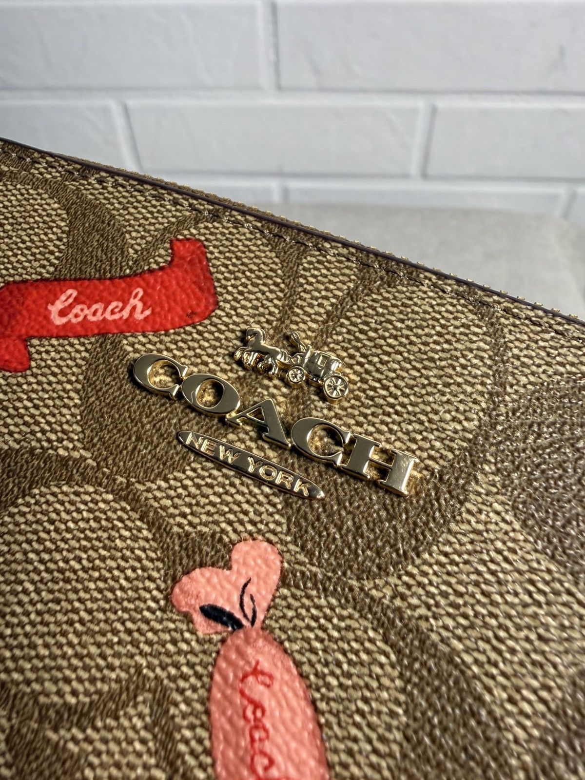 Coach Coach Large Corner Zip Wristlet In Signature Canvas Size ONE SIZE - 2 Thumbnail