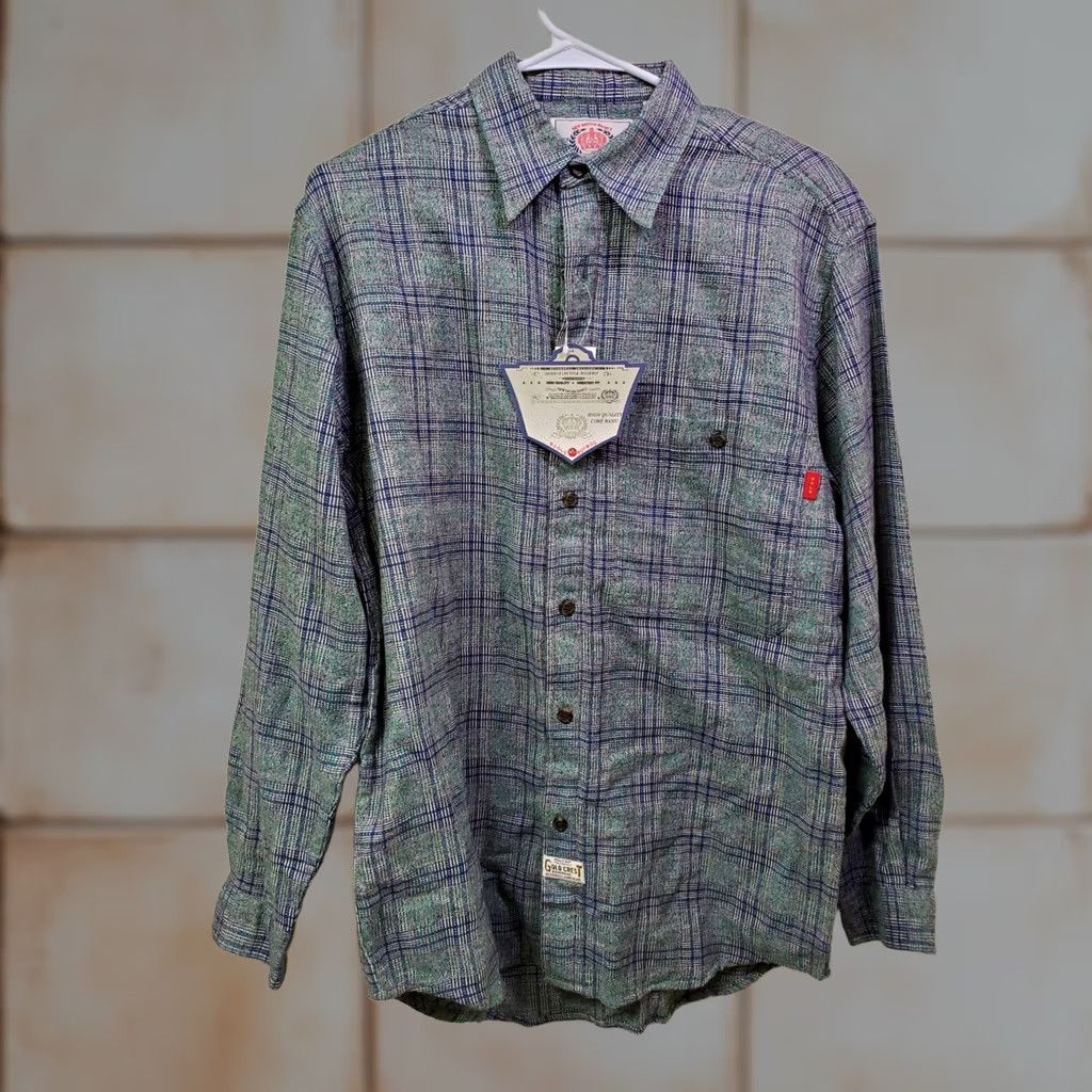 Bugle Boy VINTAGE Bugle Boy Flannel Shirt Long Sleeve Mens Size S Gray Plaid Gold Crest Button-Up Casual Shirt Size US S / EU 44-46 / 1 - 1 Thumbnail