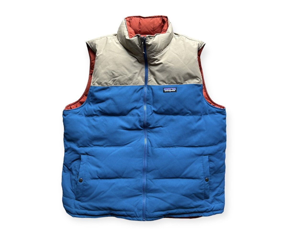 image of Patagonia Reversible Puff Vest in Beige, Men's (Size XL)