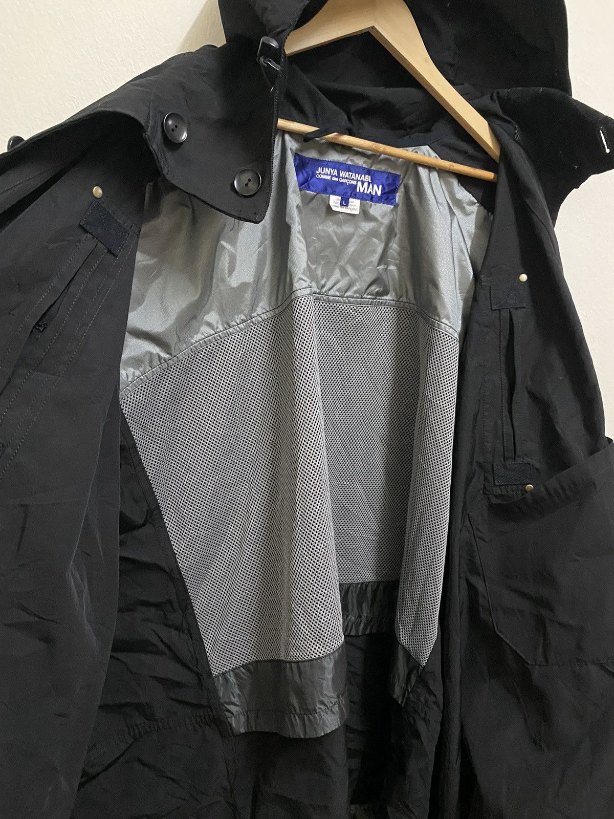 Comme des Garcons rare comme des garcons junya watanabe fw18 reflector poncho Size US L / EU 52-54 / 3 - 17 Thumbnail