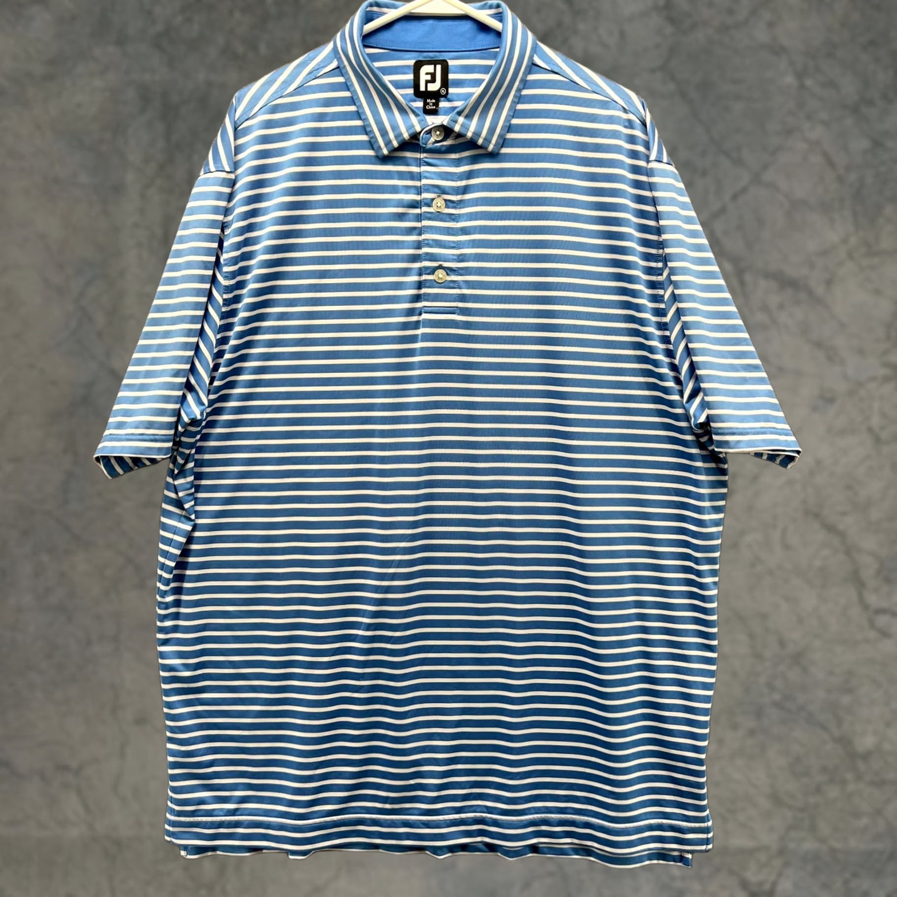 Footjoy FootJoy Polo Shirt Mens XL Blue White Stripes Golf Performance Shirt Short Sleeve Collared Buttoned 44 Chest Regular Fit All Seasons 4 Button Logo Size US XL / EU 56 / 4 - 1 Thumbnail