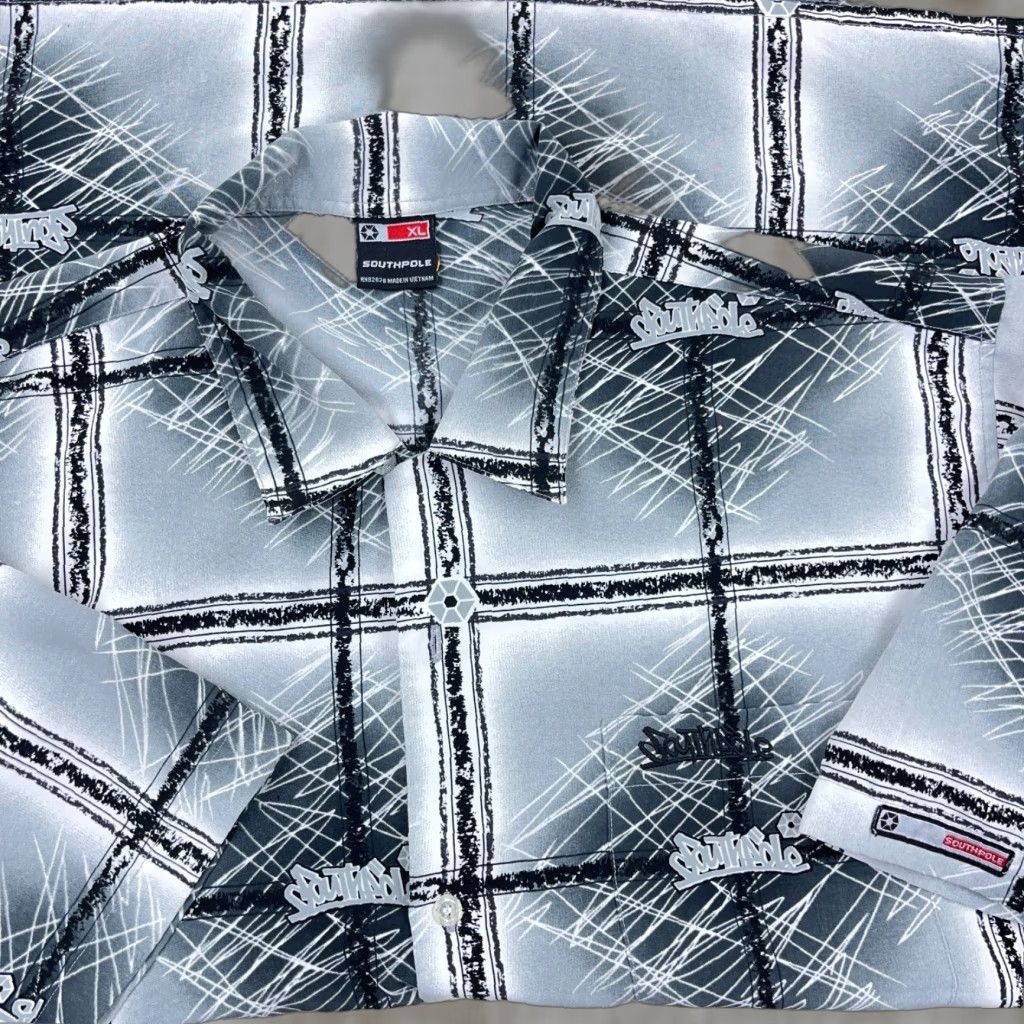 Southpole VINTAGE South Pole Shirt Men XL Black Gray Button Up Y2K Baggy AOP All Over Size US XL / EU 56 / 4 - 1 Thumbnail