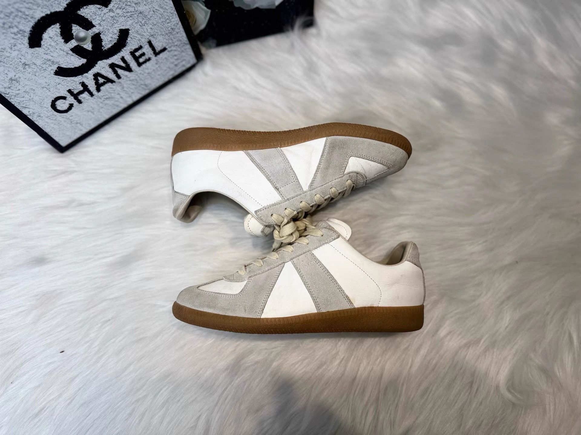 Maison Margiela Maison Margiela Calfskin Replica Sneakers K36 Size US 6 / IT 36 - 7 Thumbnail