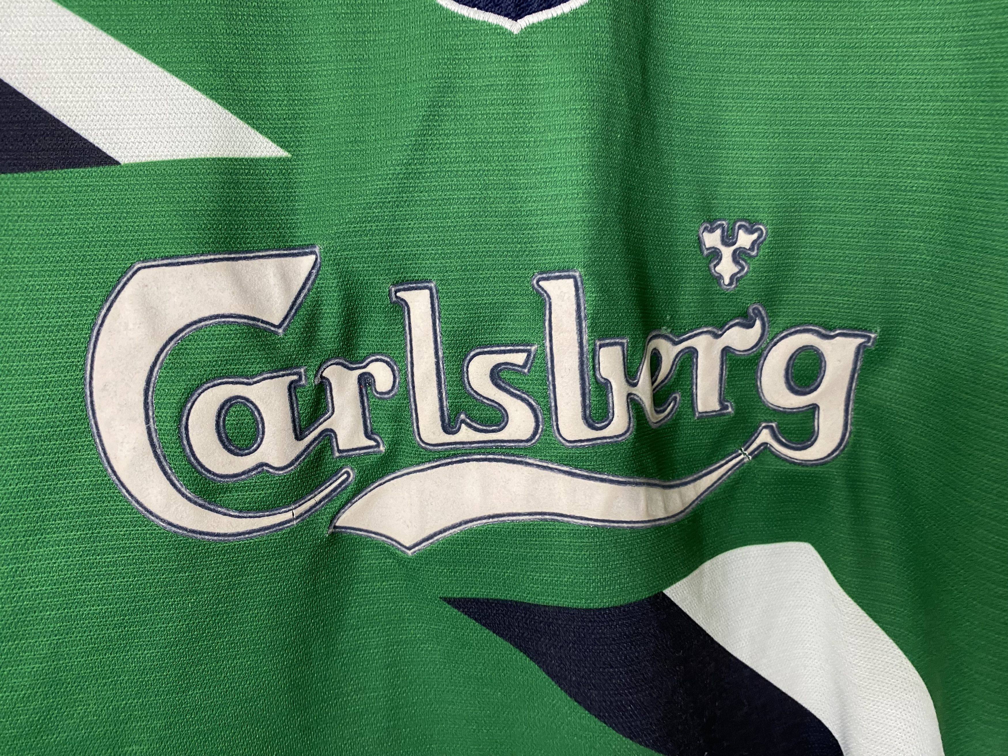 Reebok LIVERPOOL 1999 2000 AWAY FOOTBALL SHIRT SOCCER JERSEY REEBOK Size US M / EU 48-50 / 2 - 4 Thumbnail