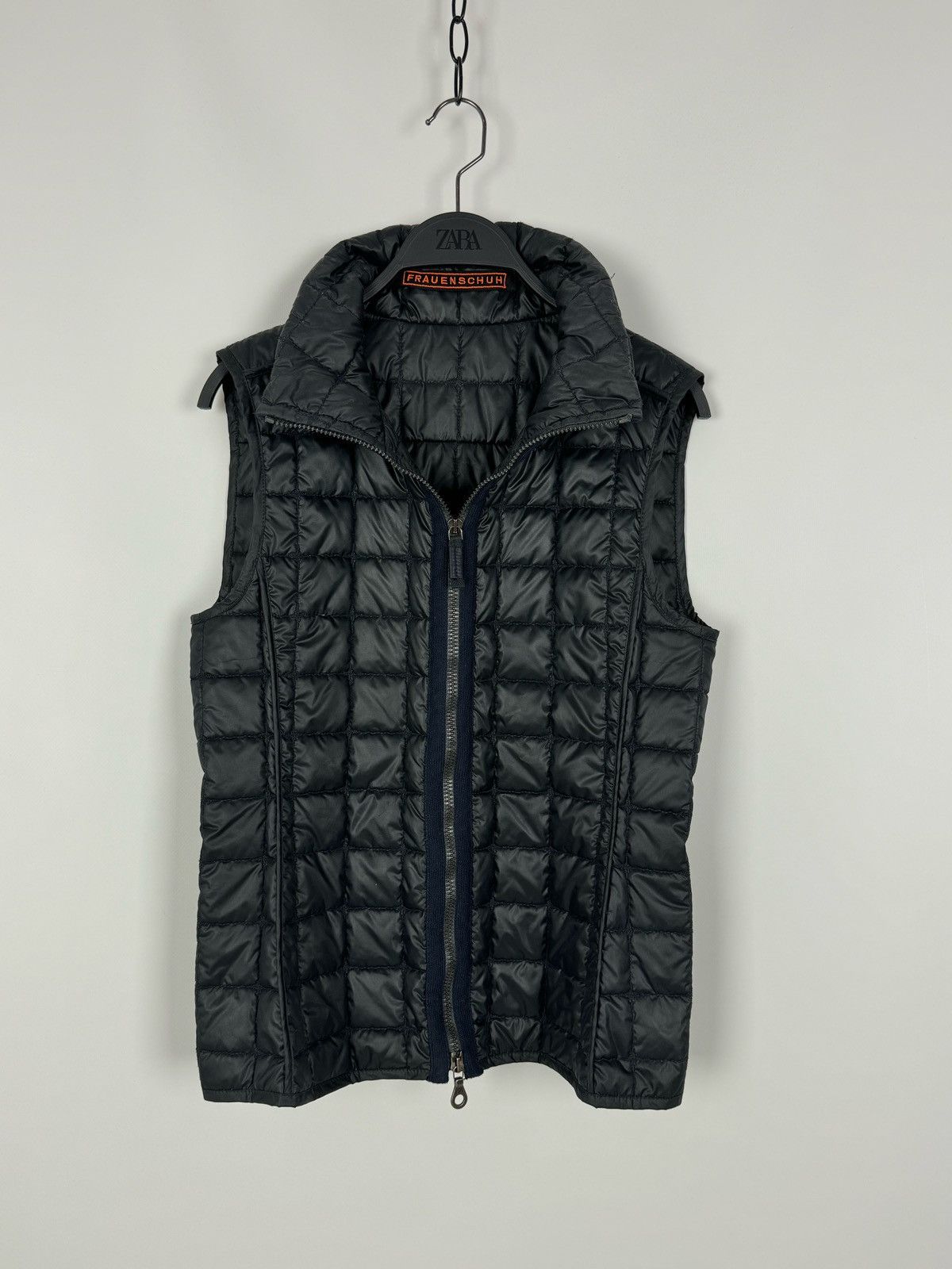 image of Frauenschuh Frauenshuh Limited Edition Quilted Vest in Black, Women's (Size XS)