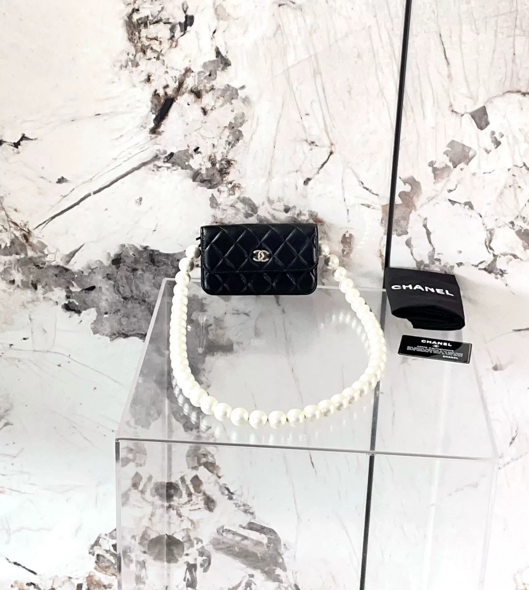 Chanel Pre-loved Bag Very good condition Size ONE SIZE - 1 Thumbnail
