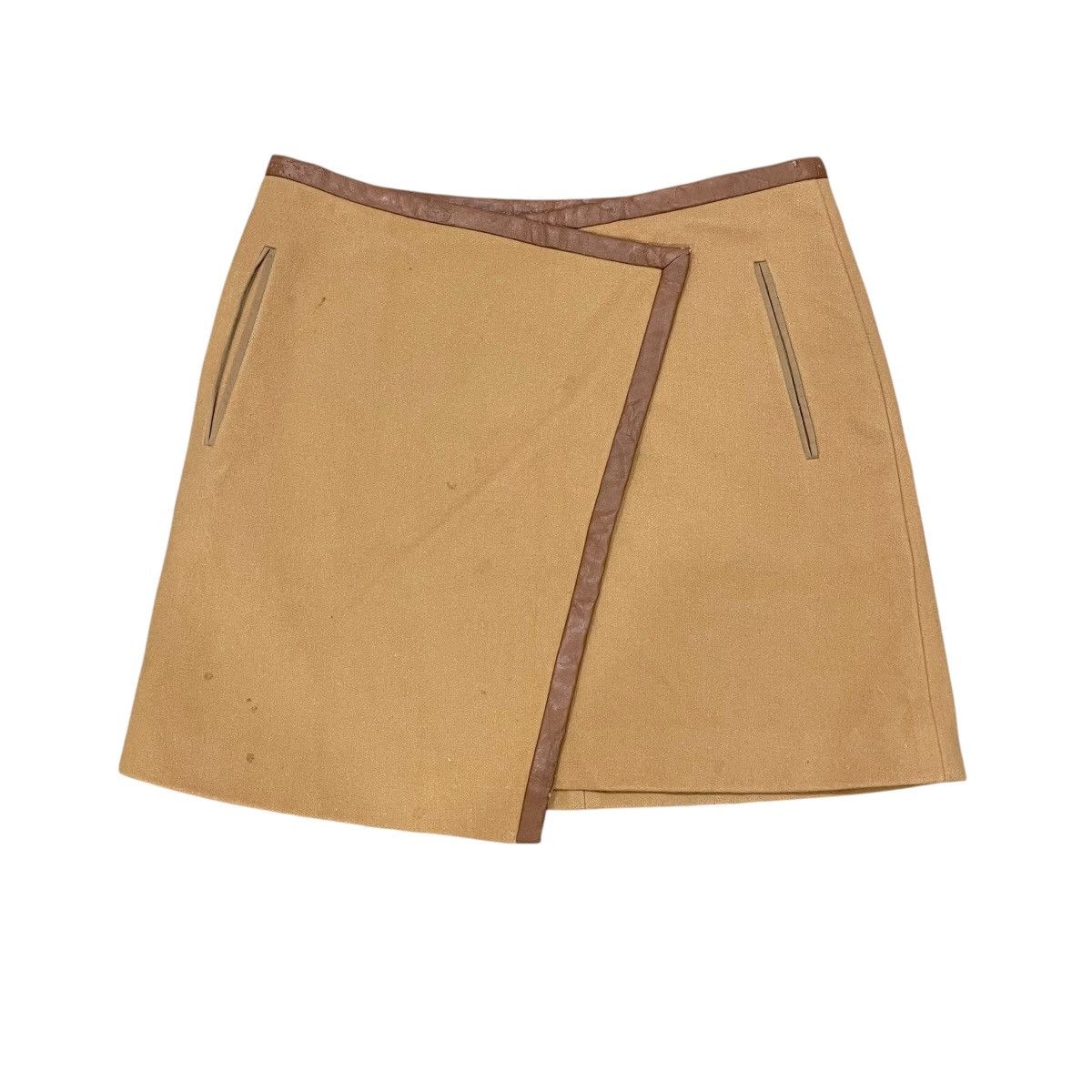 Hugo Boss Hugo Boss Wool Mini Skirt Size 32" / US 10 / IT 46 - 1 Thumbnail