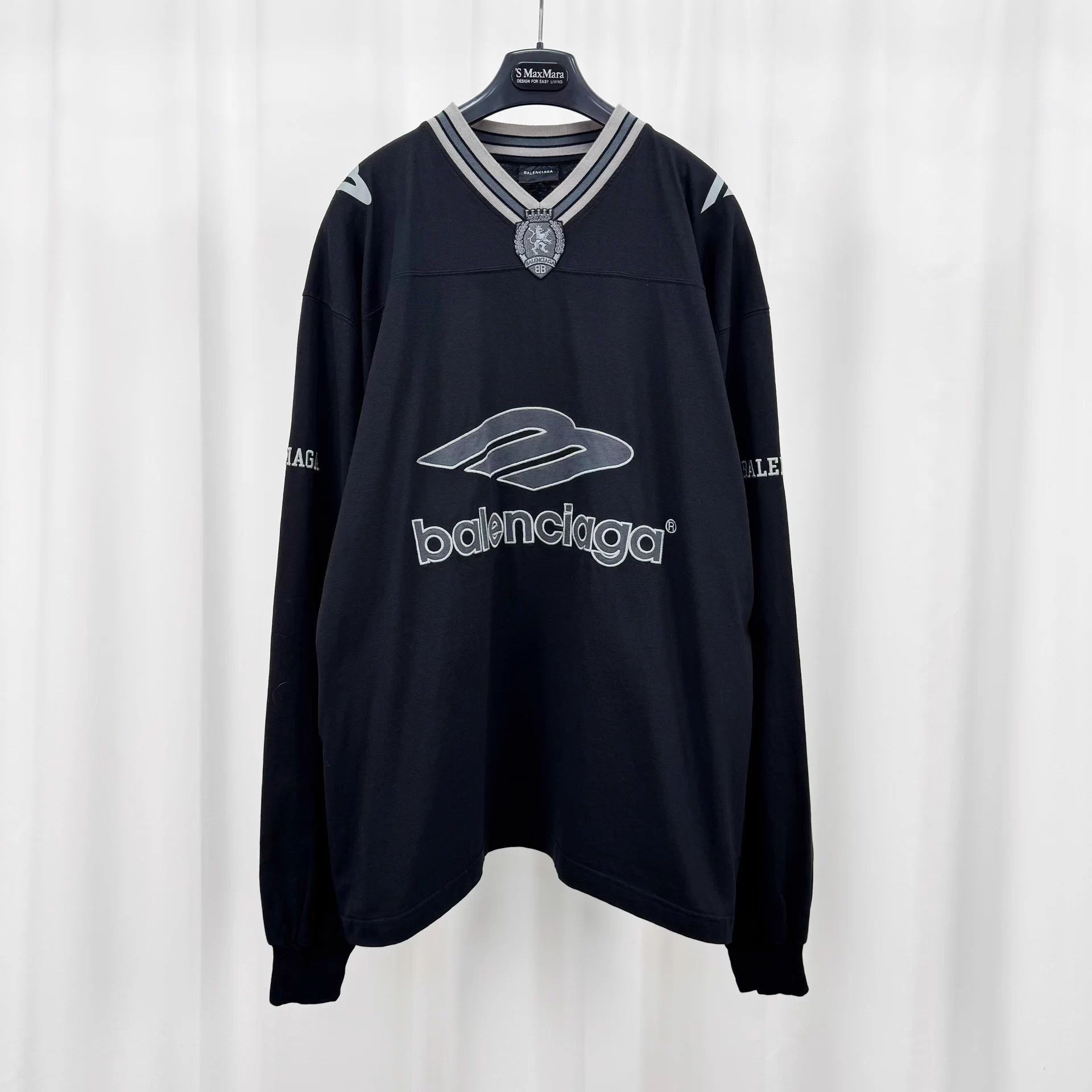 Balenciaga Balenciaga 25FW Embroidered Logo Football Longsleeve S New Size US S / EU 44-46 / 1 - 1 Thumbnail