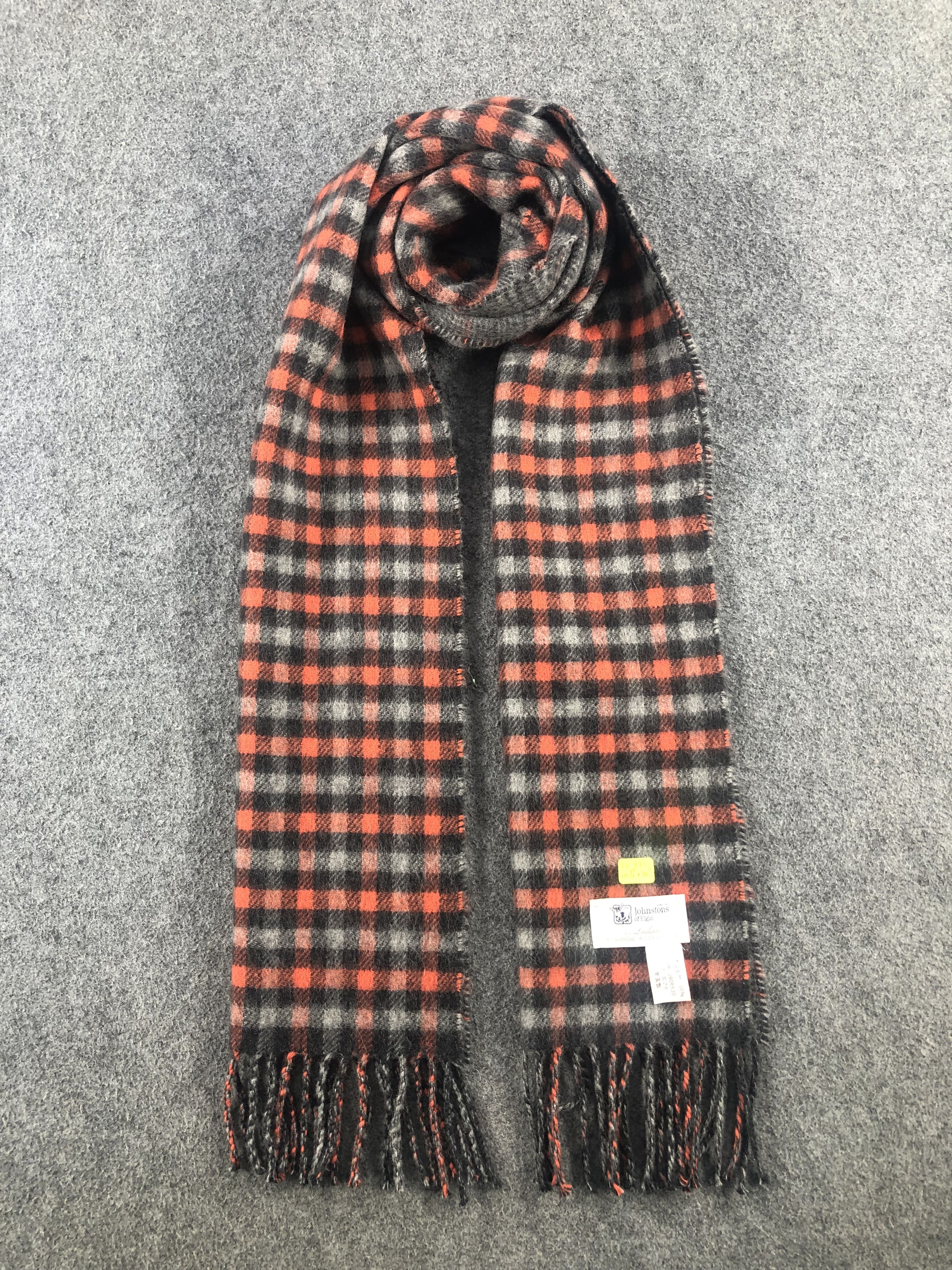 Johnstons Of Elgin Johnstons Of Elgin Cashmere Scarf / Muffler / Neckwear Size ONE SIZE - 1 Thumbnail