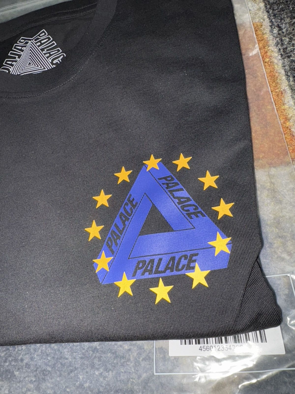 Palace Palace EU European Union Tri Ferg T-Shirt Size US S / EU 44-46 / 1 - 2 Thumbnail