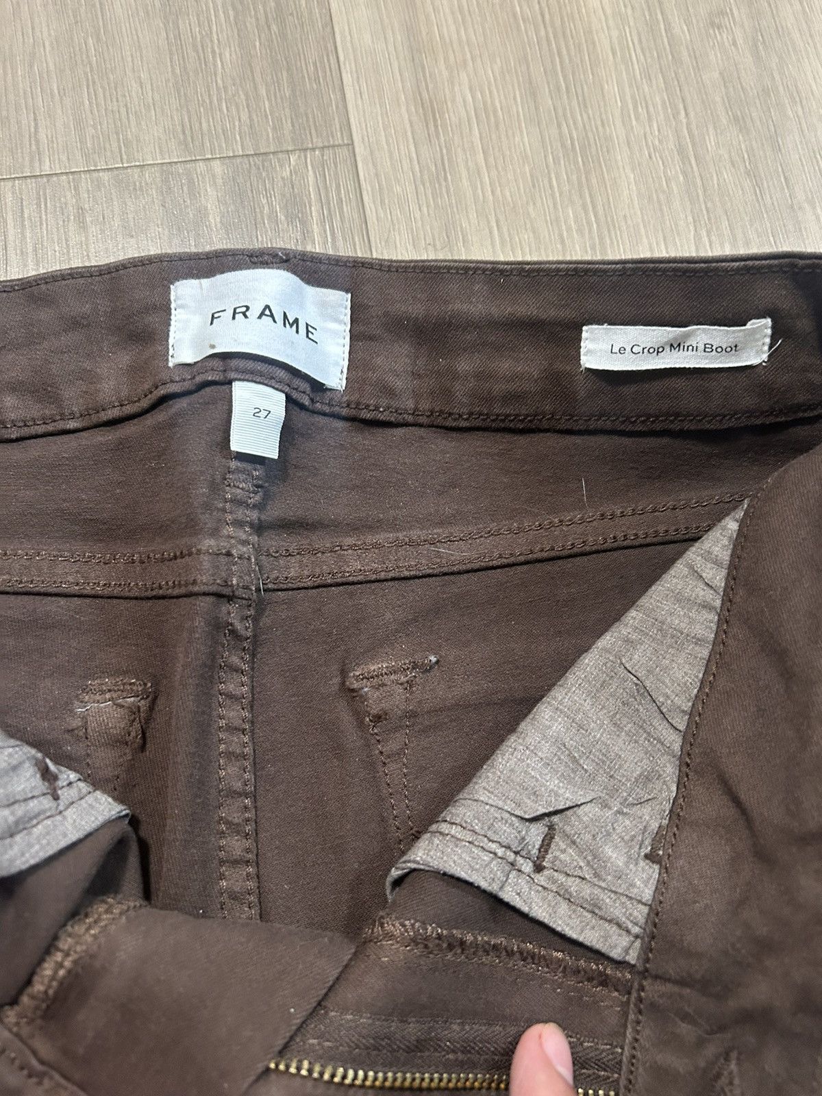 Frame The FRAME Le Crop Mini Boot jeans in a brown coated finish Size 27" / US 4 / IT 40 - 5 Thumbnail