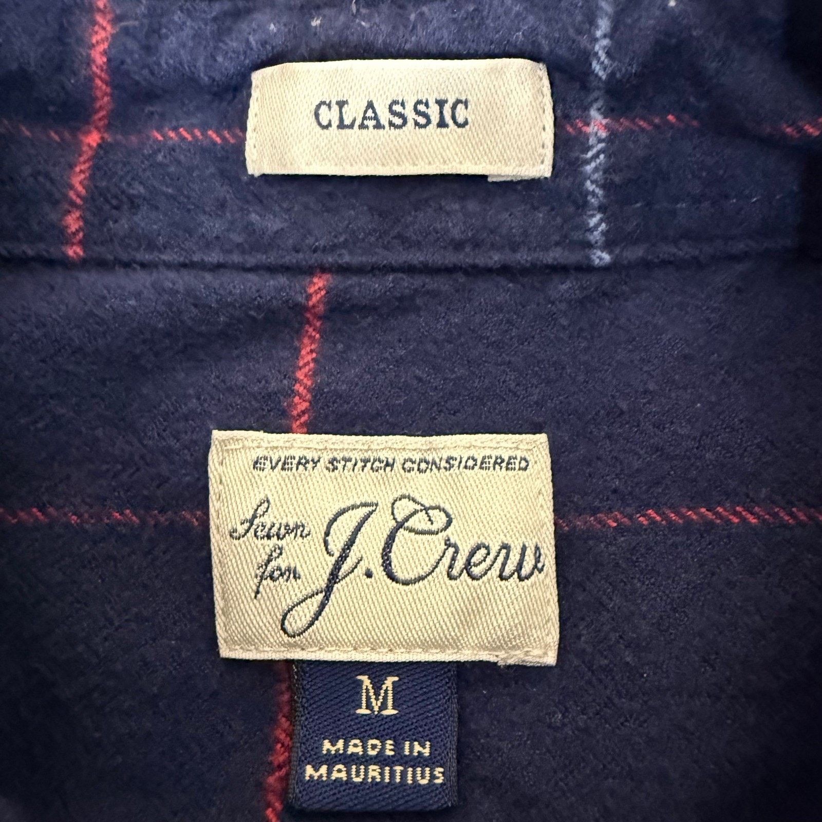 J.Crew J.Crew Mens Medium Classic Fit Navy Plaid Flannel Shirt Size US M / EU 48-50 / 2 - 2 Thumbnail