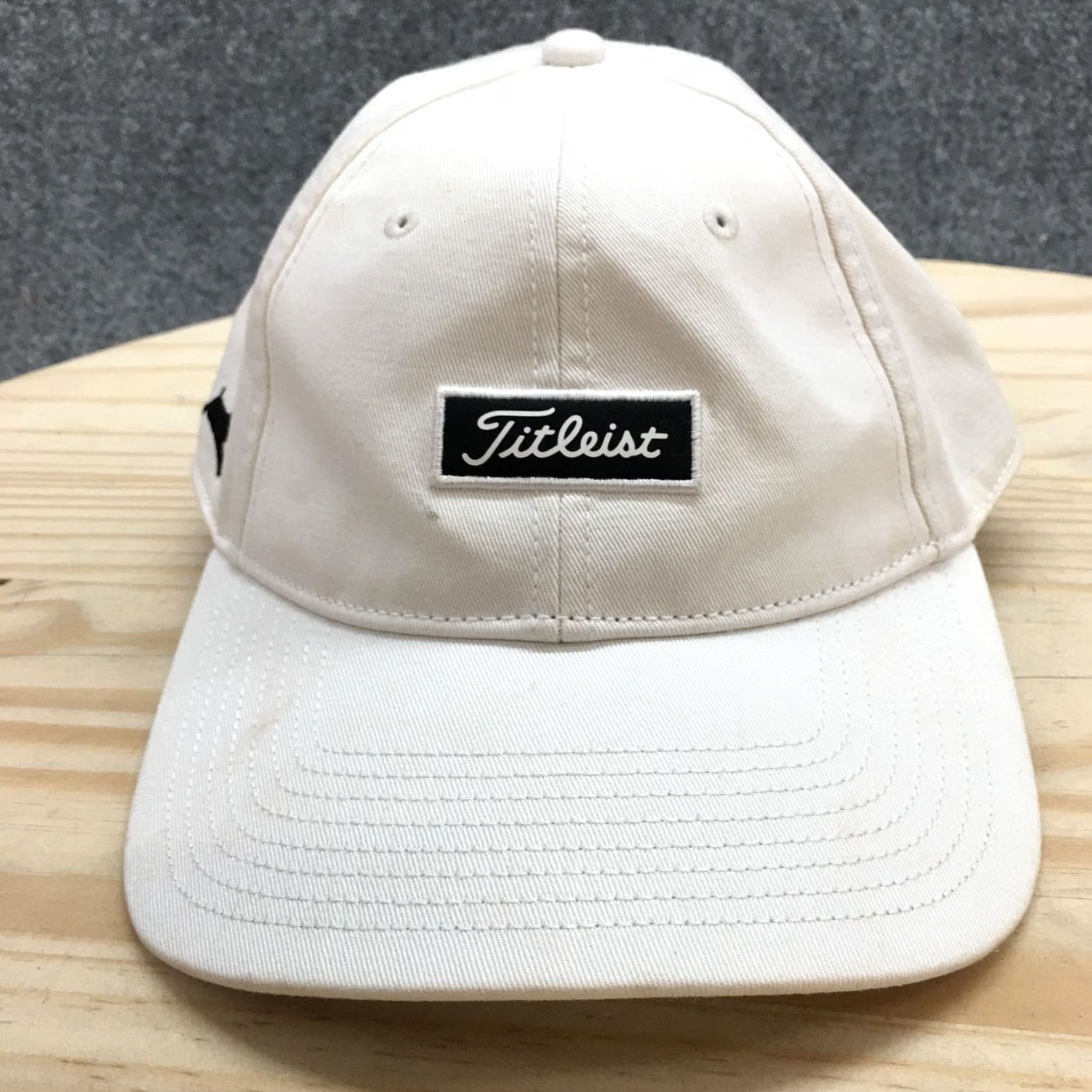 Titleist Titleist Baseball Cap Hat Mens White OS Adjustable Curved Brim Embroidered Logo Size ONE SIZE - 2 Thumbnail