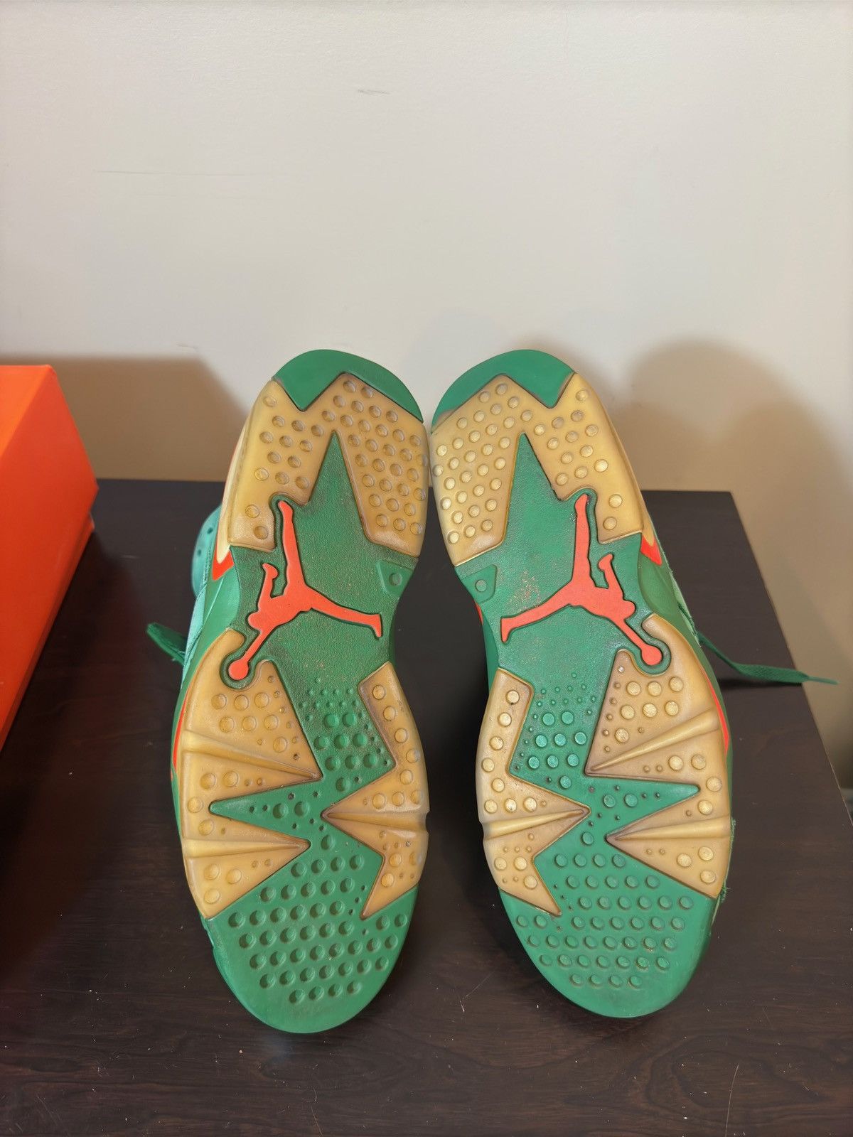 Jordan Brand × Nike 2017 Air Jordan 6 Retro NRG 'Green Suede Gatorade' Size US 10.5 / EU 43-44 - 7 Thumbnail