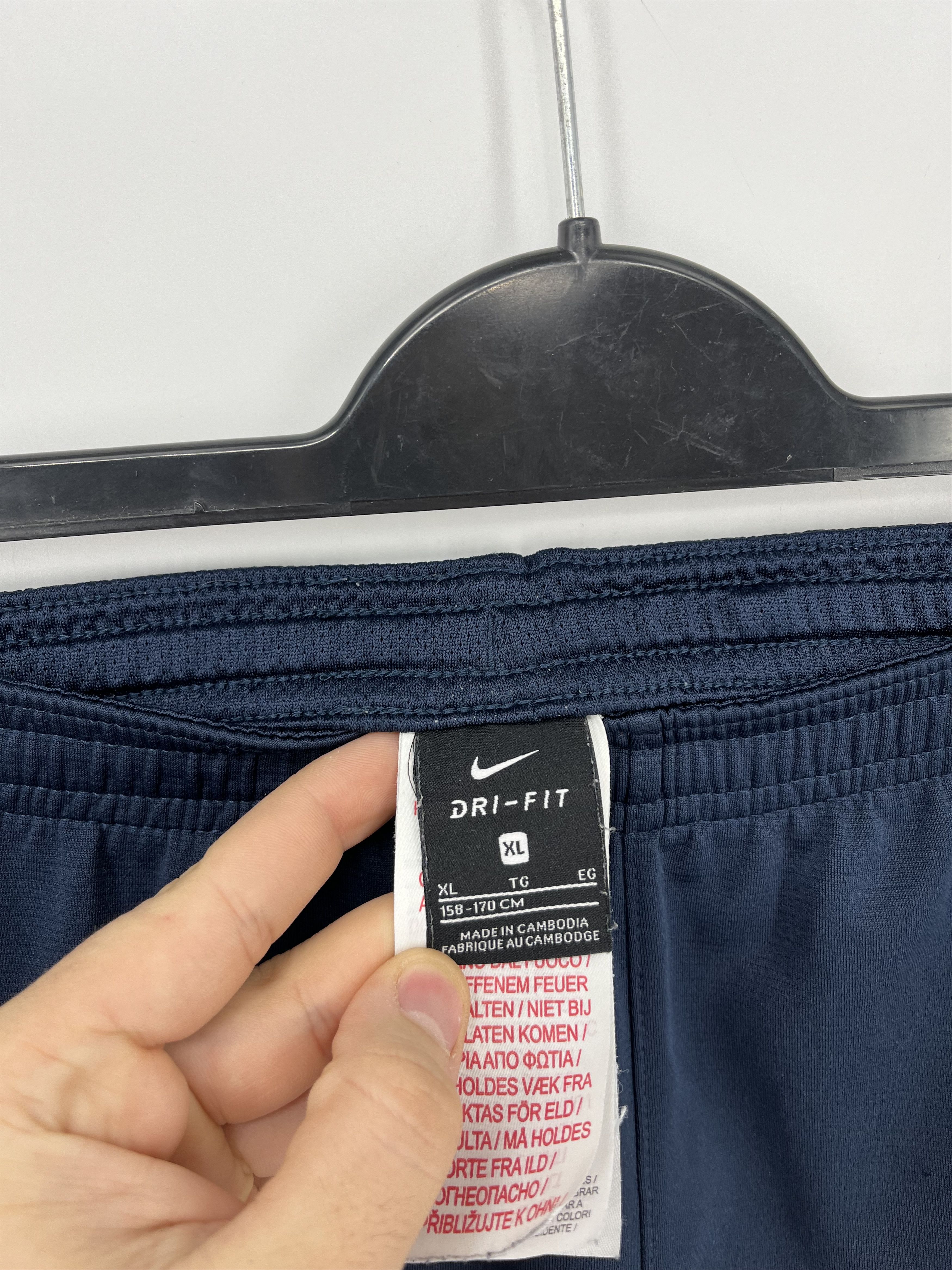 Nike 90s Vintage Nike Swoosh Logo Shorts Travis Style Size US 32 / EU 48 - 5 Thumbnail