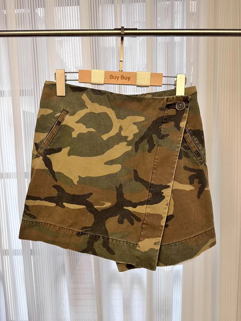 Song For The Mute camouflage skirt
