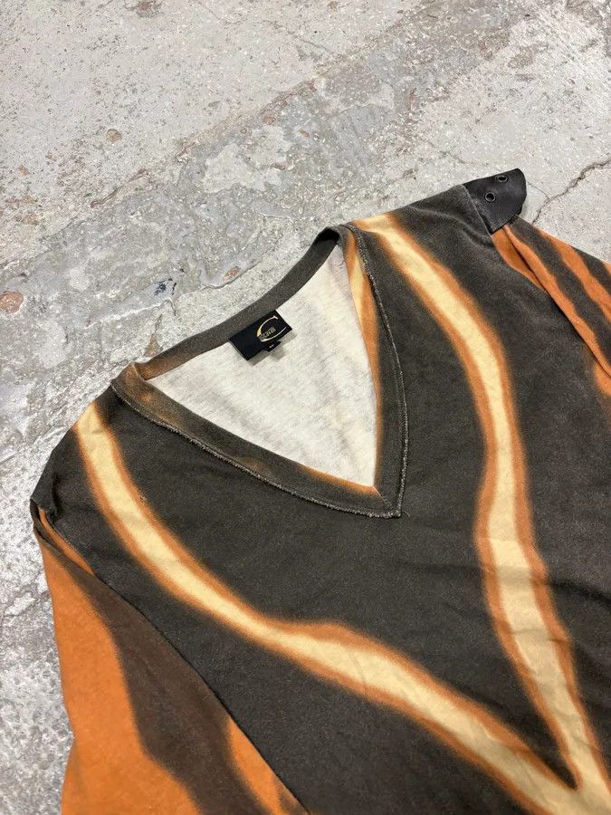 Just Cavalli SS2002 Cavalli Orange Lava Hallucination Longsleeve T-Shirt Size S / US 4 / IT 40 - 5 Thumbnail