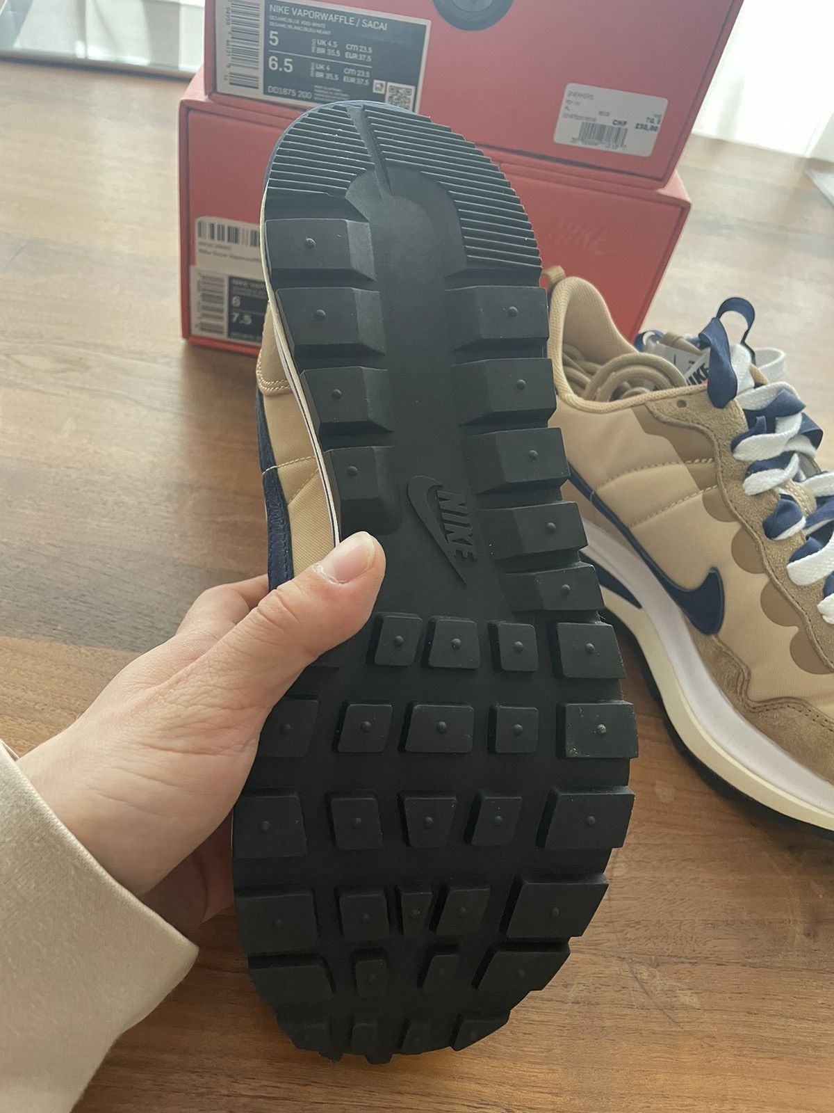 Nike × Sacai Nike x Sacai Vaporwaffle Beige Size US 7.5 / IT 37.5 - 4 Thumbnail