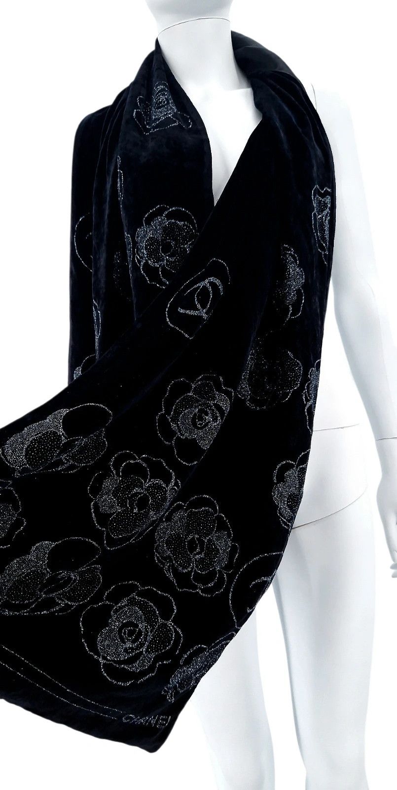 Chanel Chanel Velvet Silk CC Camelia Scarf Size ONE SIZE - 7 Thumbnail