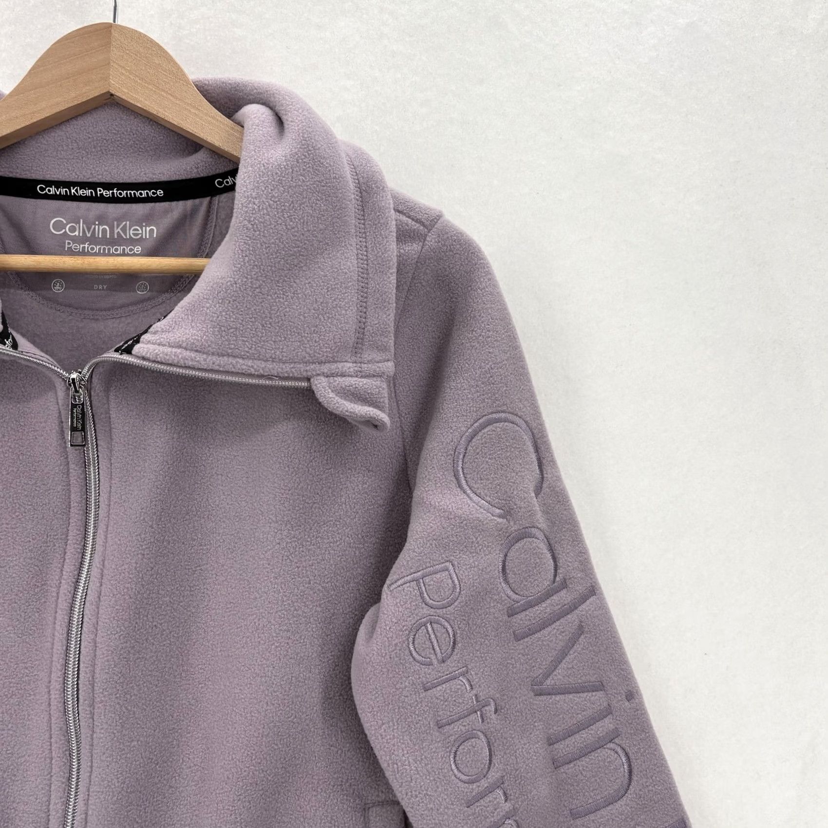 Calvin Klein Calvin Klein Performance Jacket Womens Large Purple Fleece Full Zip Logo Active Jacket Size L / US 10 / IT 46 - 2 Thumbnail