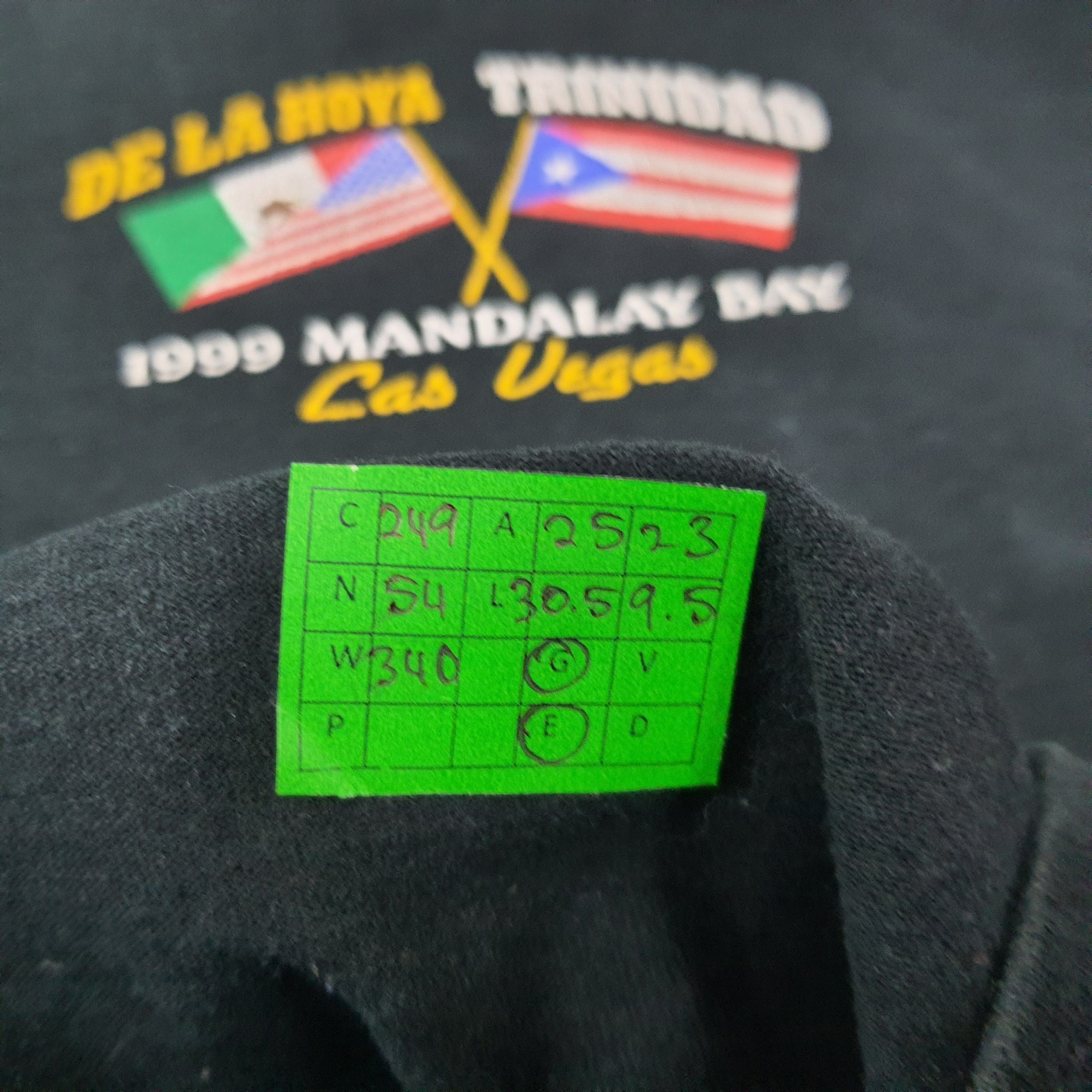 Fruit Of The Loom Vintage De LA Hoya Trinidad 90s Las Vegas Tshirt C249N54 Size US XXL / EU 58 / 5 - 8 Thumbnail