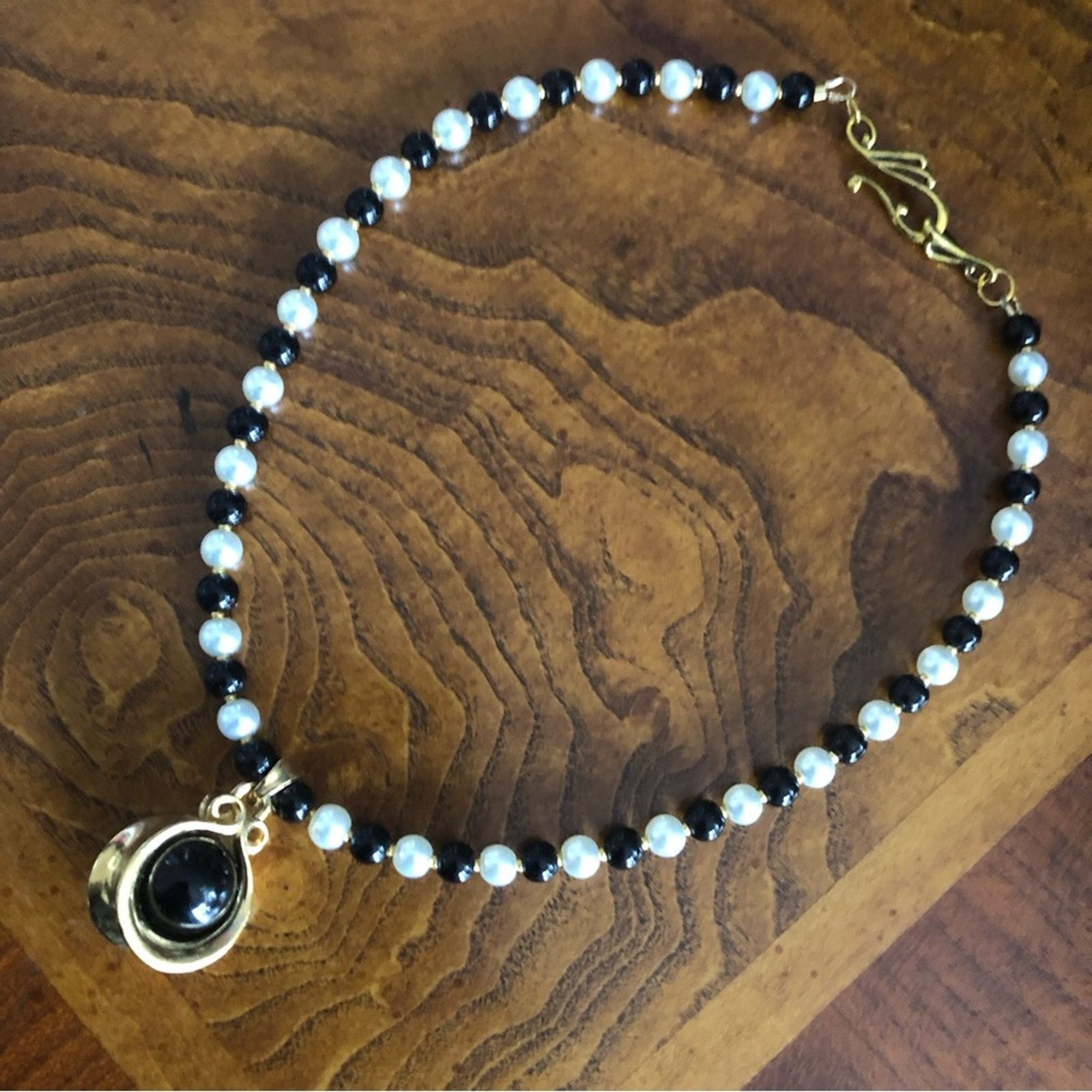 Handmade Handcrafted repurpose framed pearl pendant necklace Size ONE SIZE - 12 Thumbnail