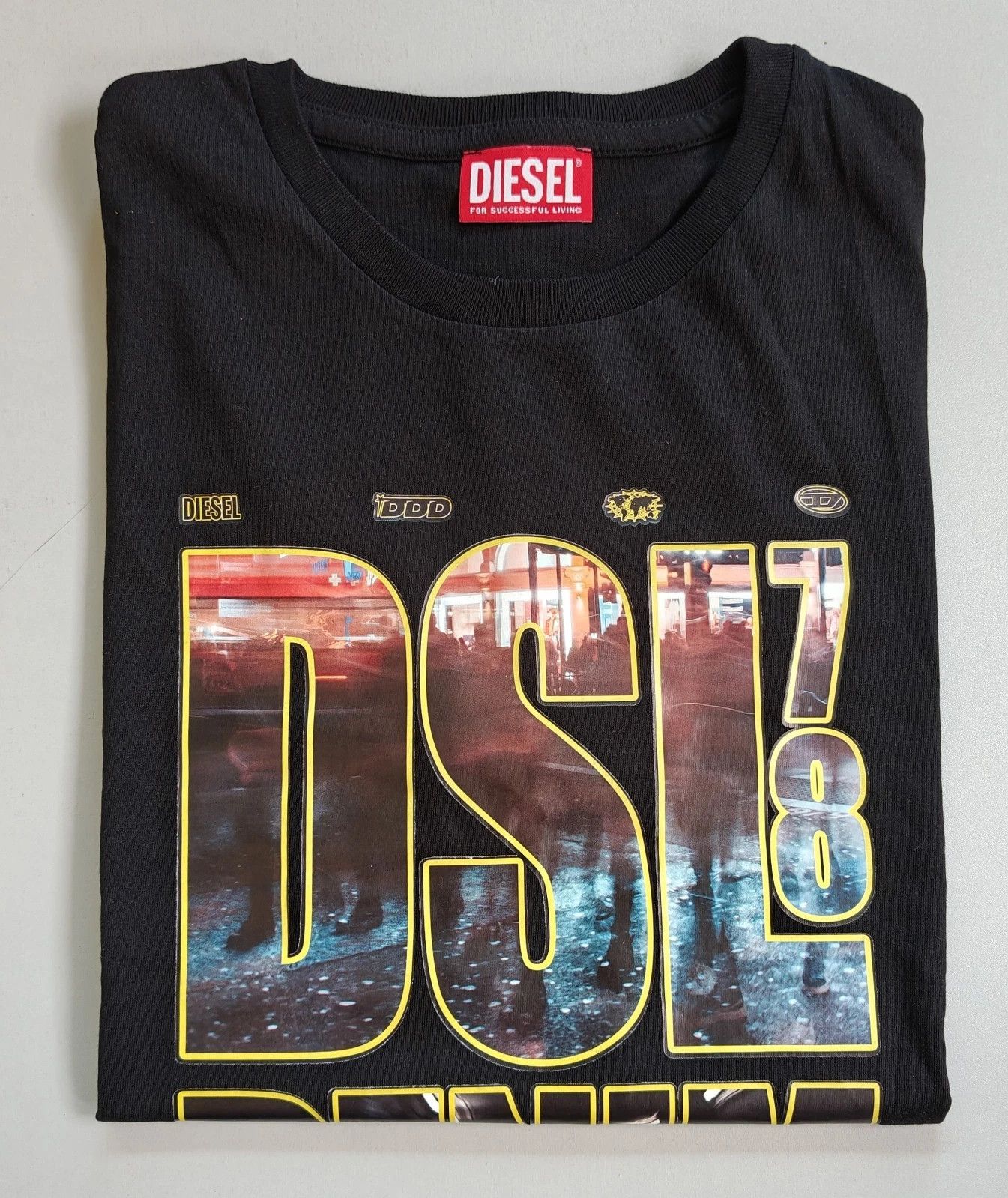 Diesel DIESEL Black T-shirt with DSL 78 Denim print T 4156 Size US L / EU 52-54 / 3 - 1 Thumbnail