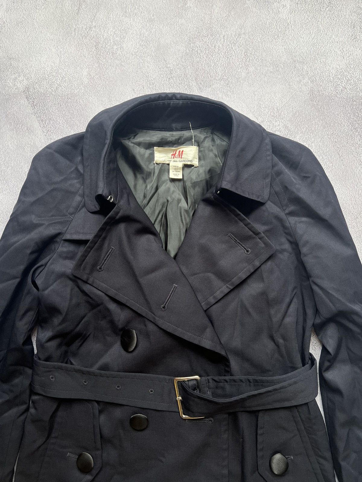 Comme des Garcons × H&M × Vintage Comme des Garcons CDG x H&M Trench Coat Women’s Size: XS Size XS / US 0-2 / IT 36-38 - 7 Thumbnail