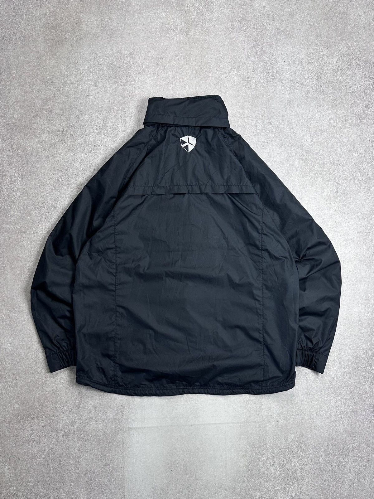 Nike Vintage NWT Nike Manchester United Y2K Nylon Jacket Rare XL Size US XL / EU 56 / 4 - 7 Thumbnail