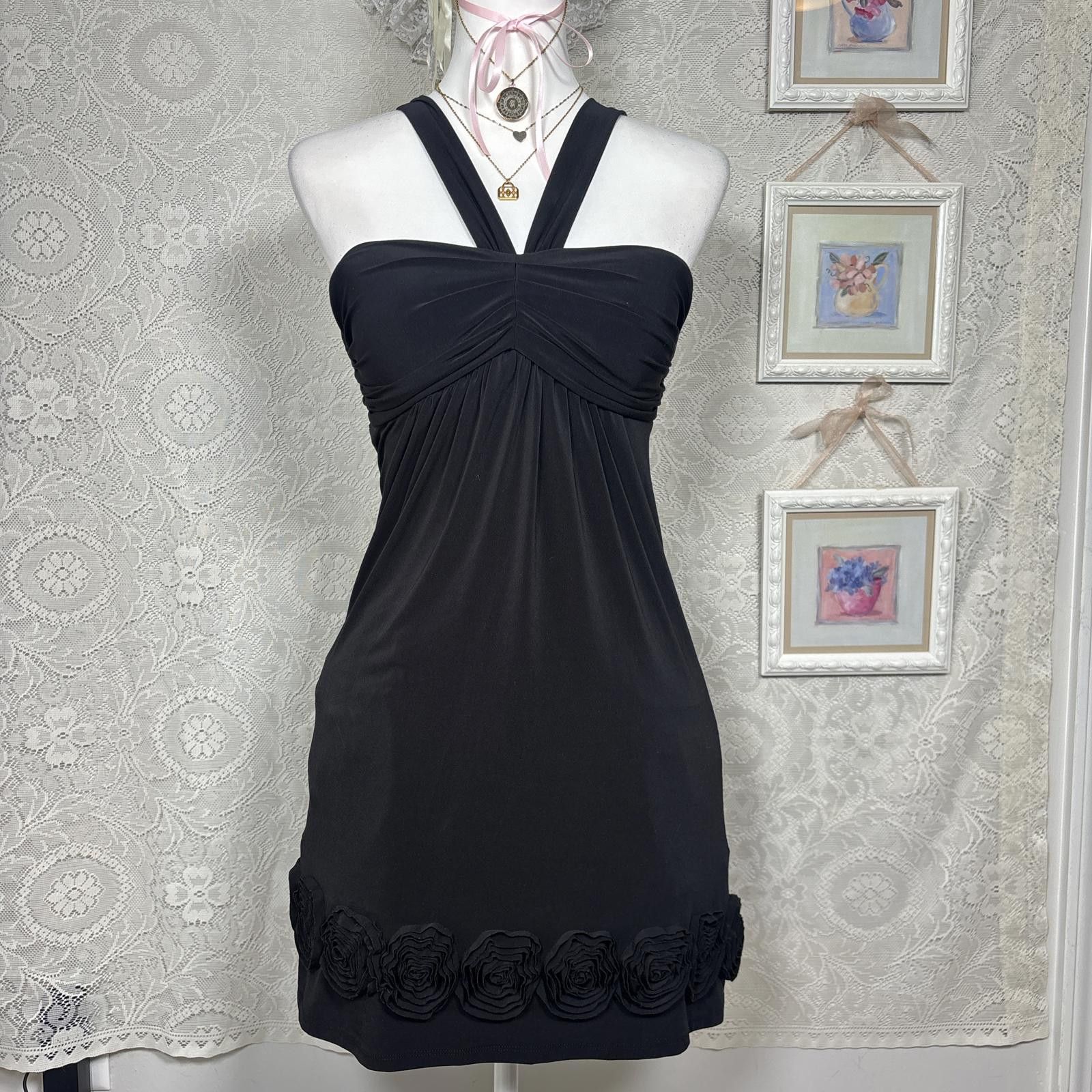 Other vintage black mini cocktail dress with floral trim detailing Size M / US 6-8 / IT 42-44 - 1 Thumbnail