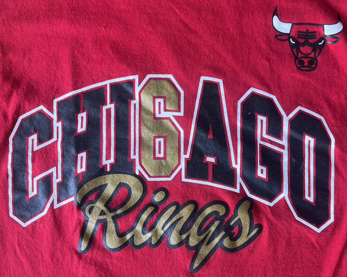 Mitchell & Ness × Vintage Chicago Bulls x Mitchell & Ness T Shirt Size Medium Size US M / EU 48-50 / 2 - 2 Thumbnail