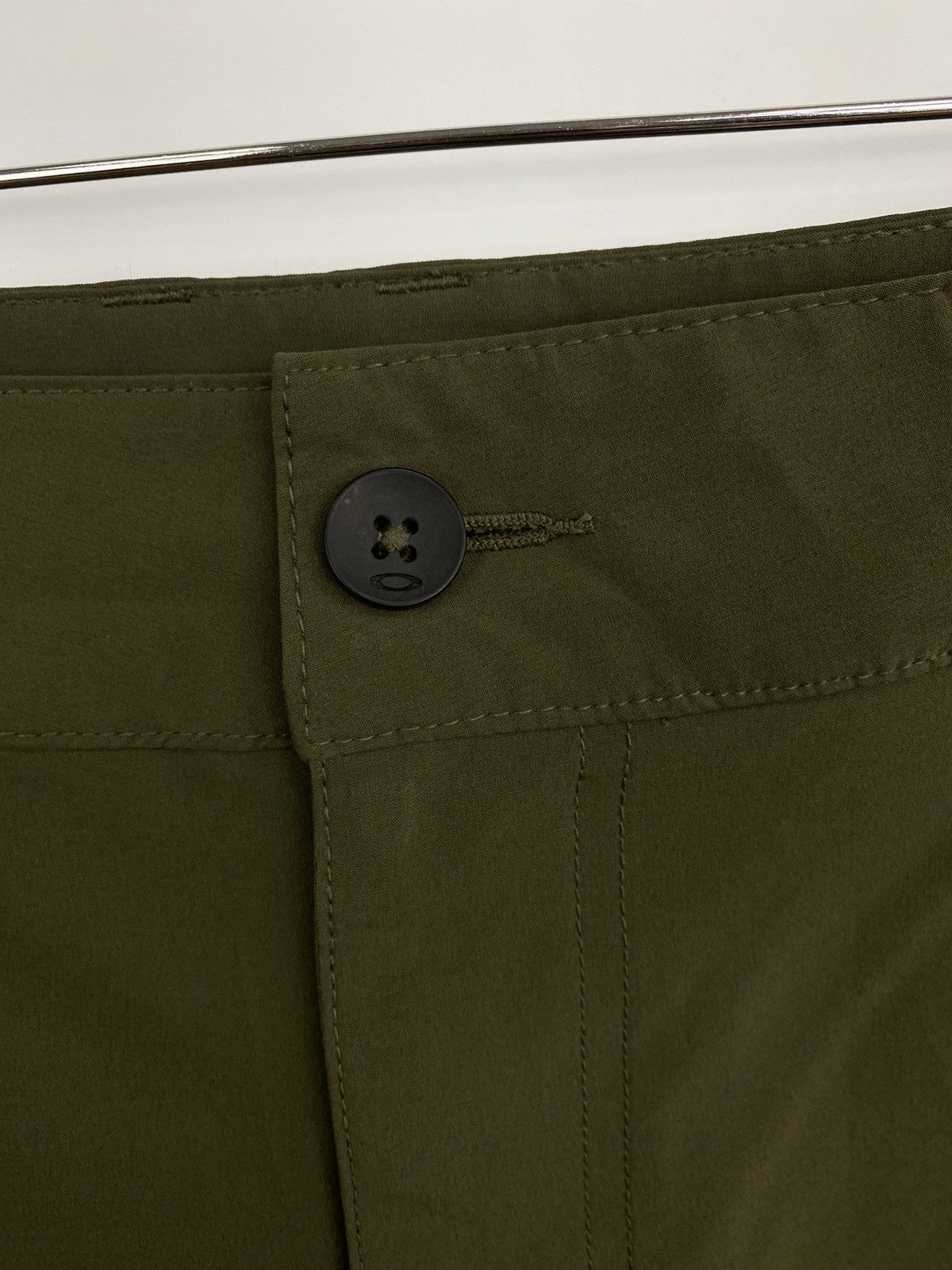 Oakley Oakley Cargo Military Multipocket Shorts Rare Retro Y2K Hype Size US 36 / EU 52 - 5 Thumbnail