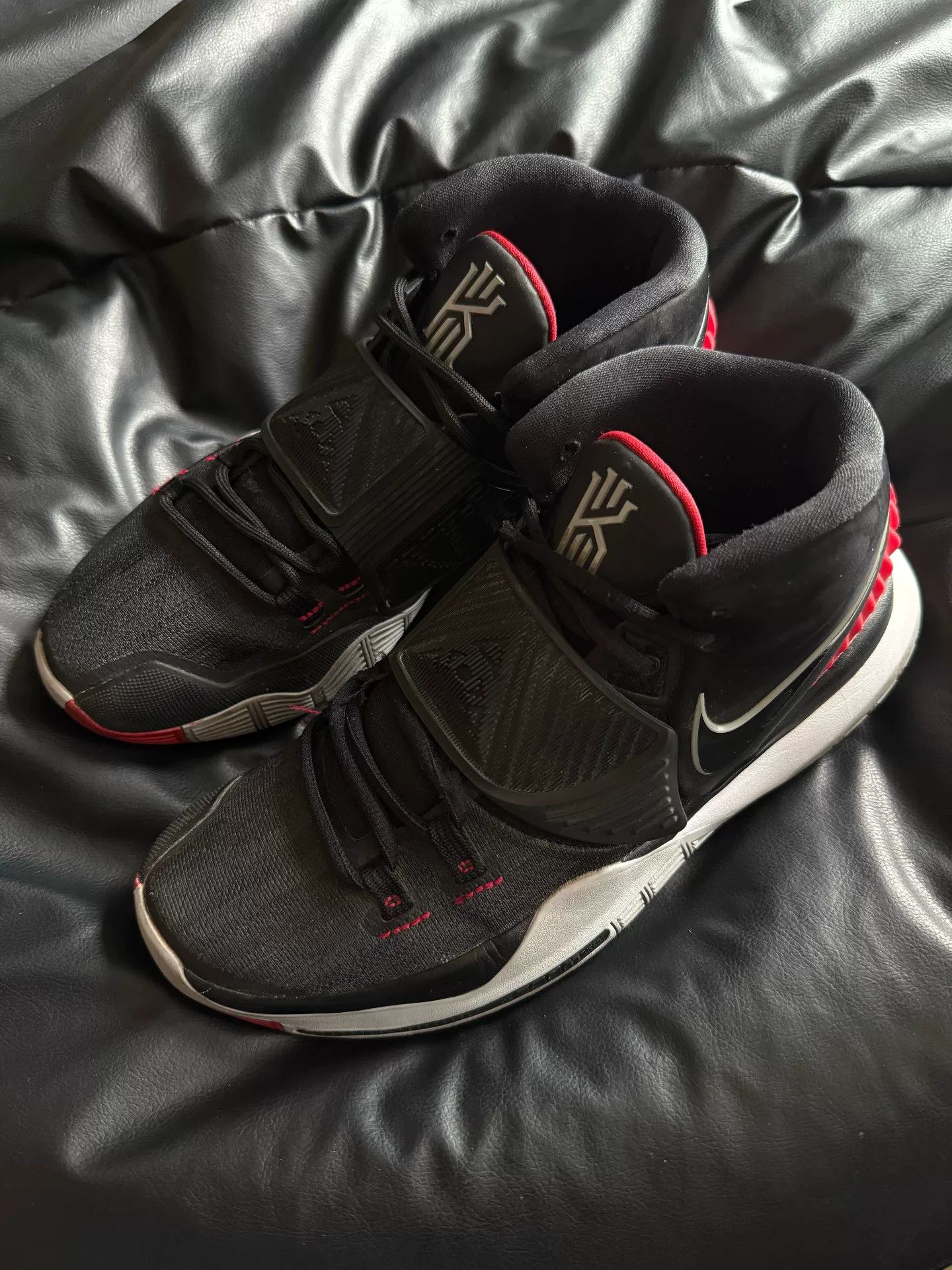 Nike Nike Black Lowtop Sneakers 42 Men Size US 9 / EU 42 - 1 Thumbnail