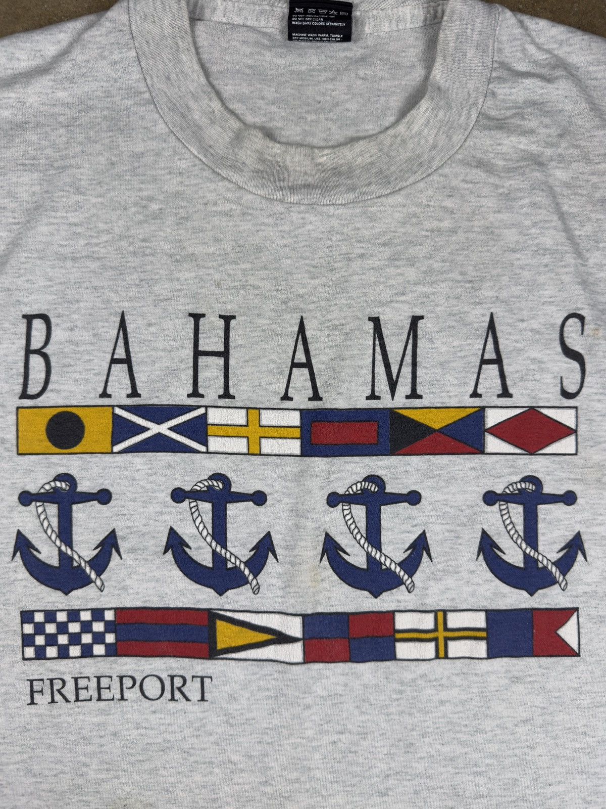 Fruit Of The Loom Vintage Bahamas XL T-Shirt Single Stitch Anchors USA Made Size US XL / EU 56 / 4 - 2 Thumbnail