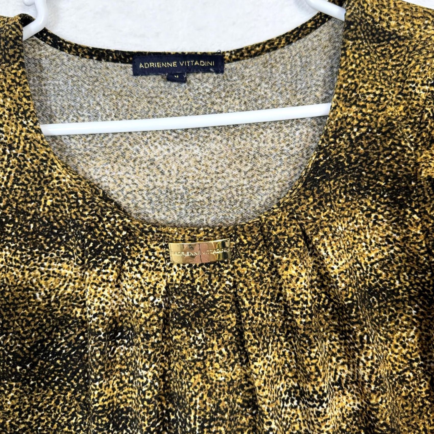 Vintage Adrienne Vittadini Blouse Women's M Gold Black Round Neck Pullover Size M / US 6-8 / IT 42-44 - 3 Thumbnail